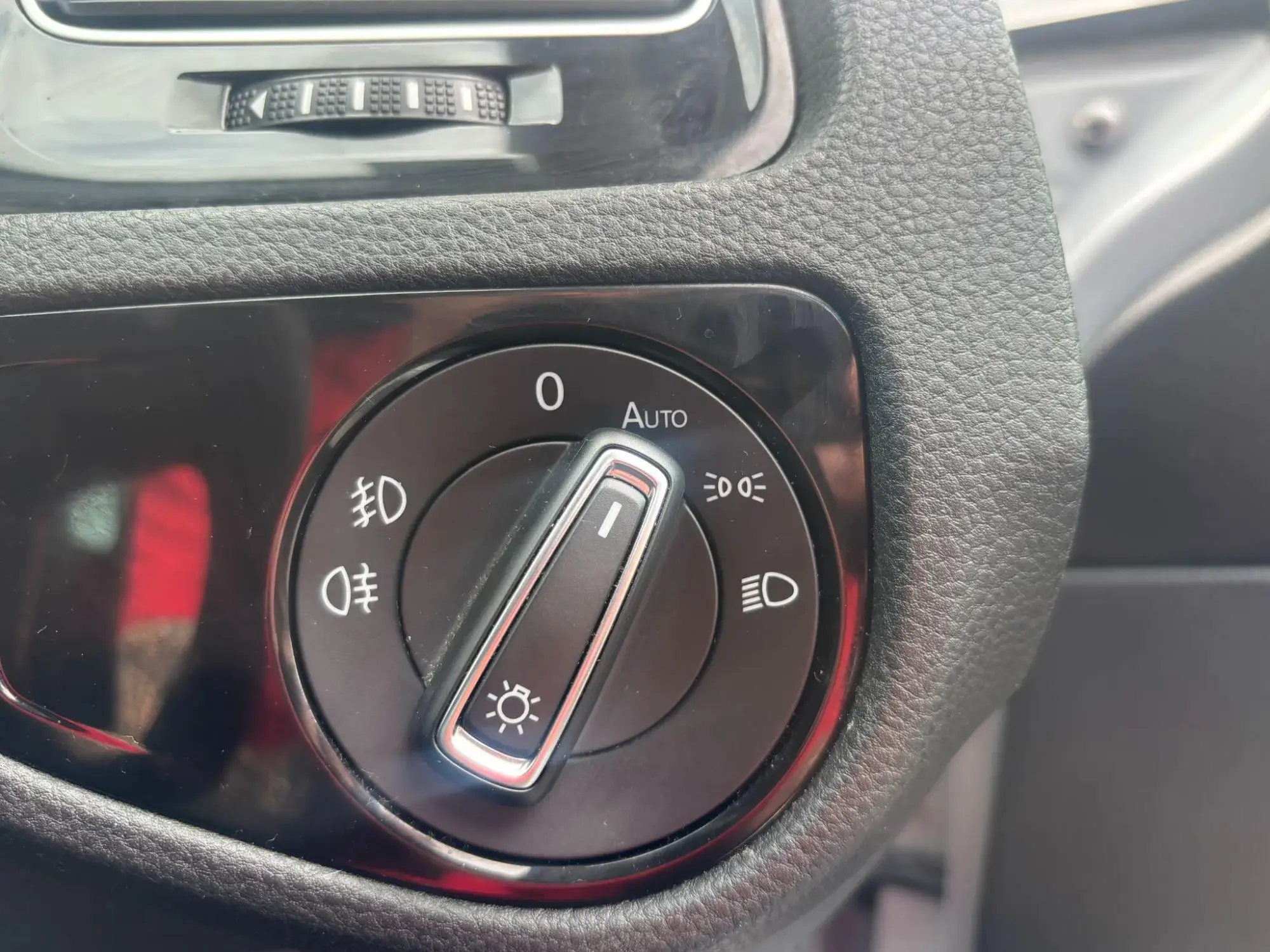 Volkswagen Golf Image 29