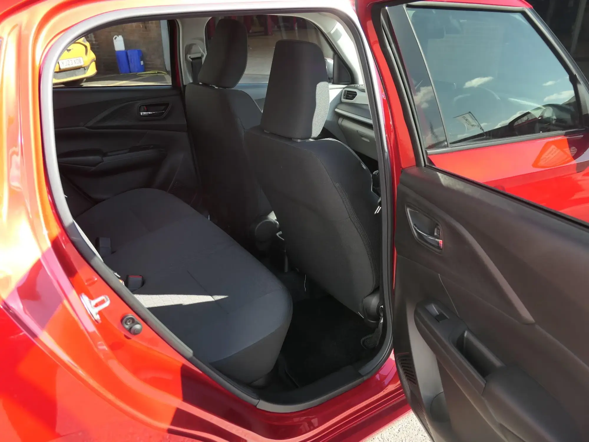 Suzuki Swift Image 12 Suzuki Swift Image 12