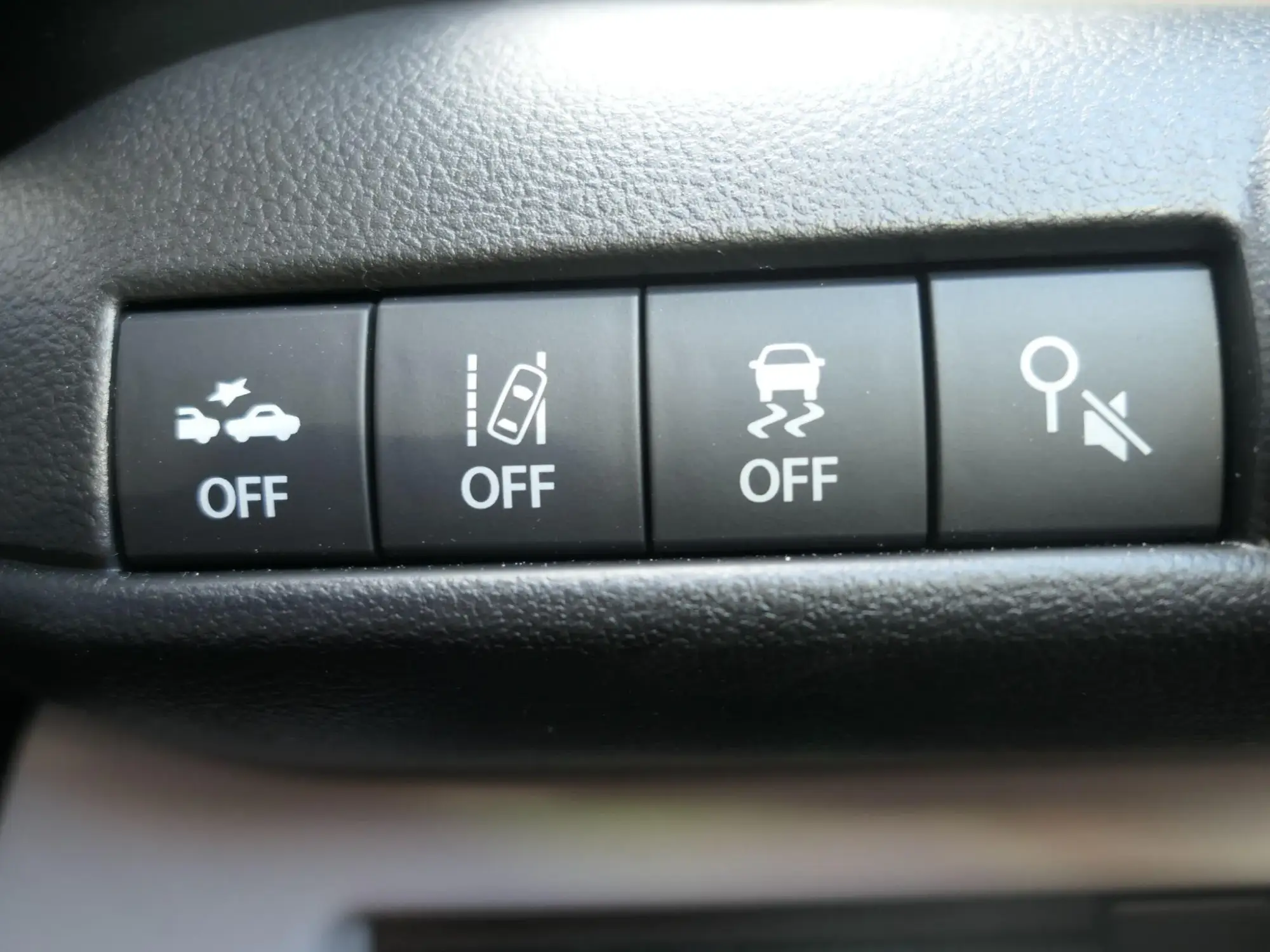 Suzuki Swift Image 18 Suzuki Swift Image 18