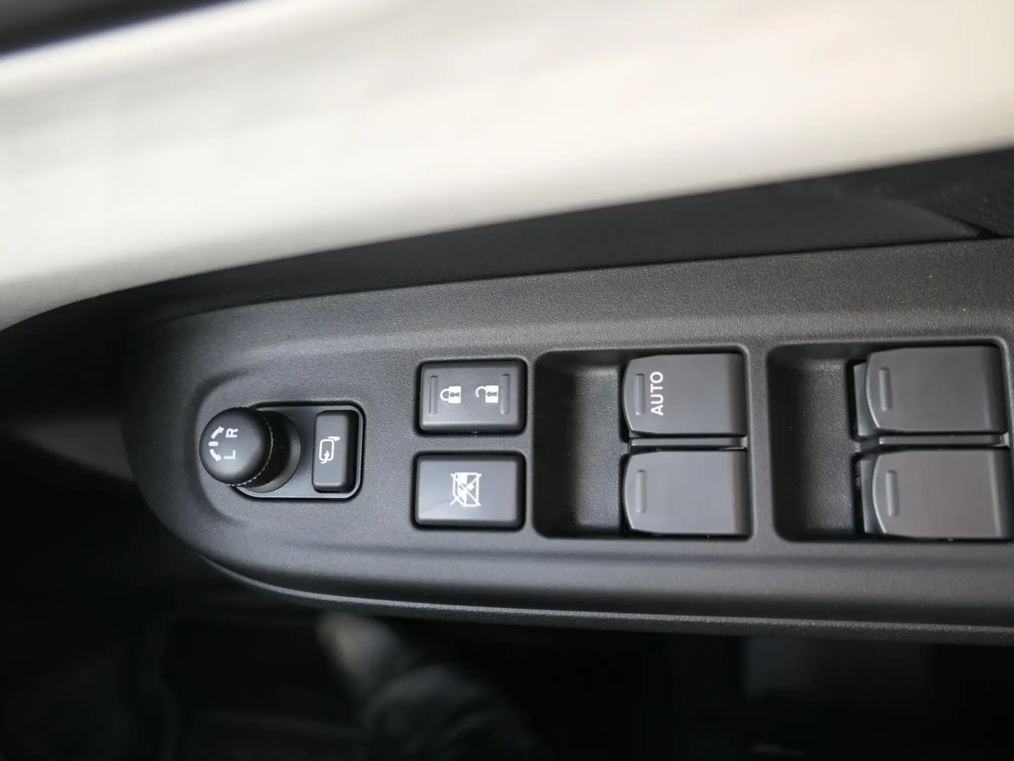 Suzuki Swift Image 17 Suzuki Swift Image 17