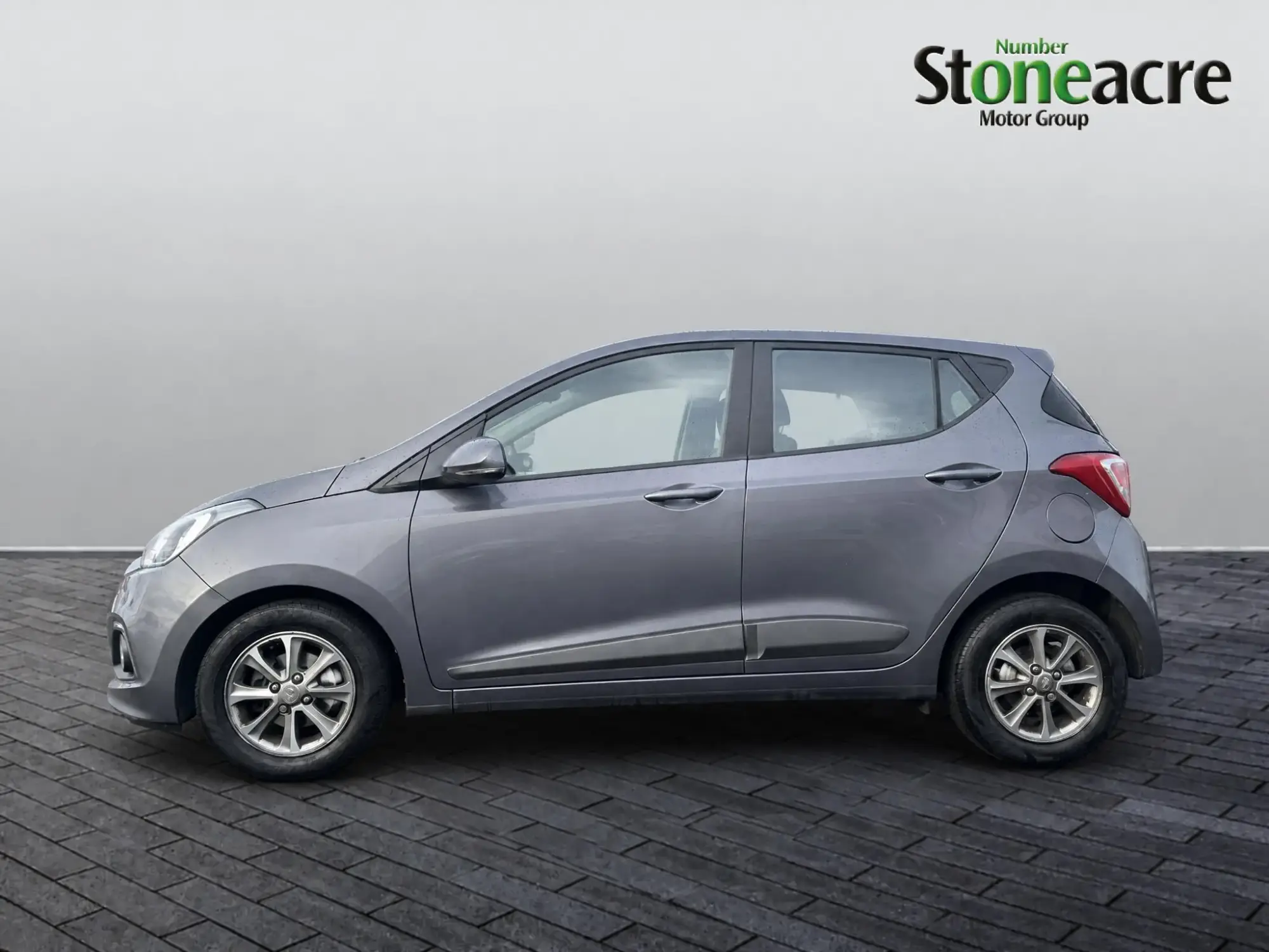 Hyundai i10 Image 6
