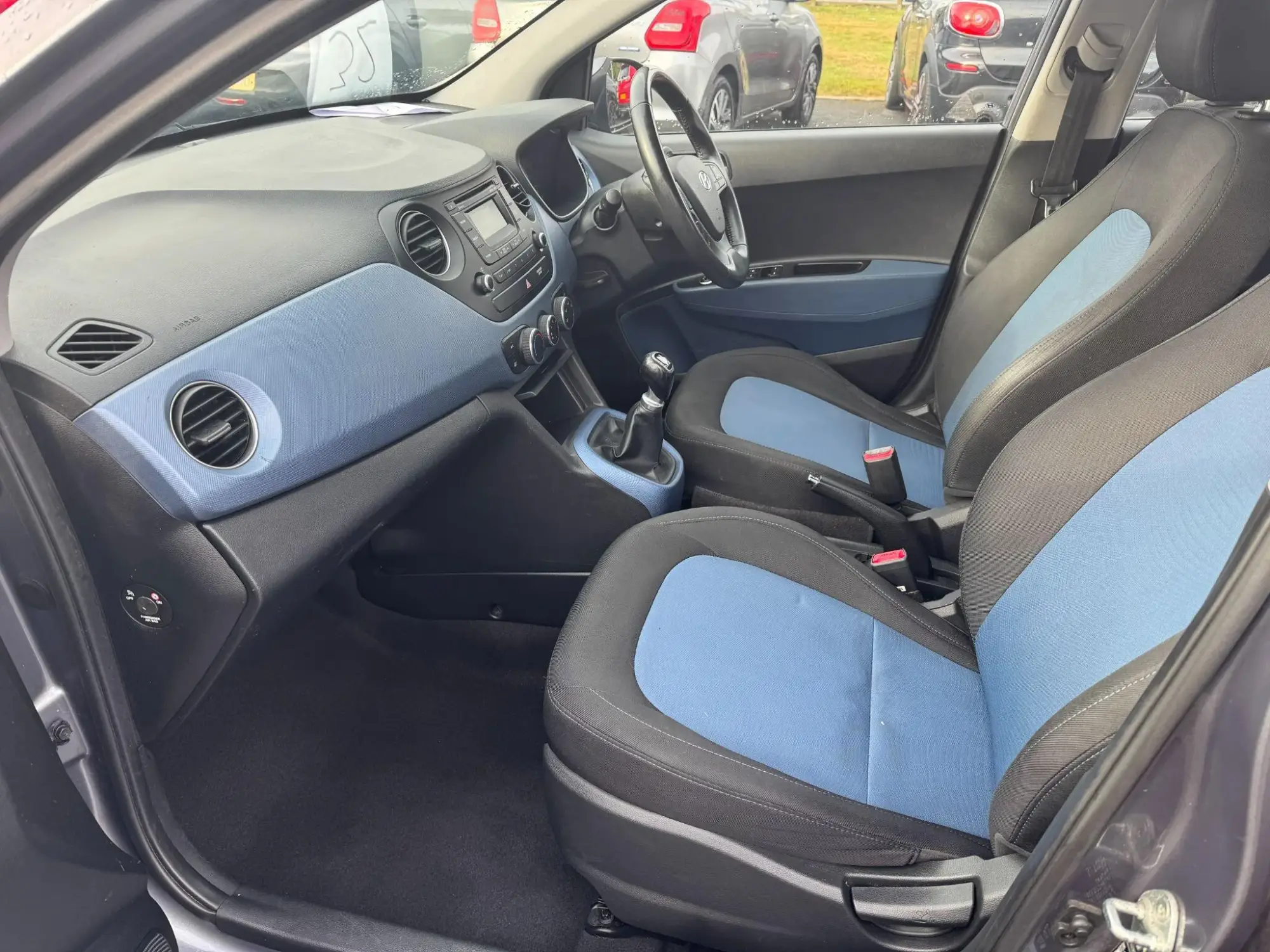 Hyundai i10 Image 14