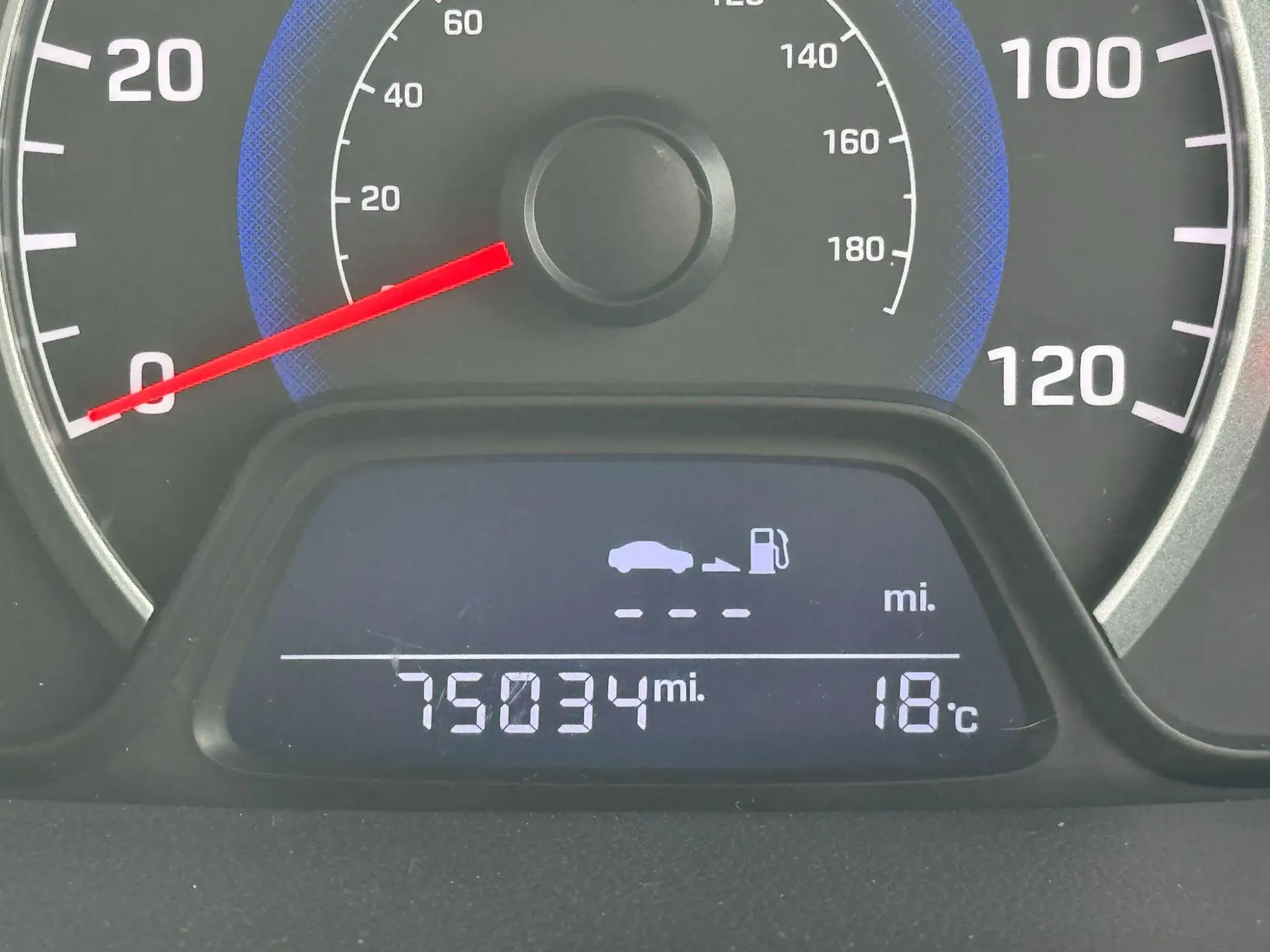 Hyundai i10 Image 17