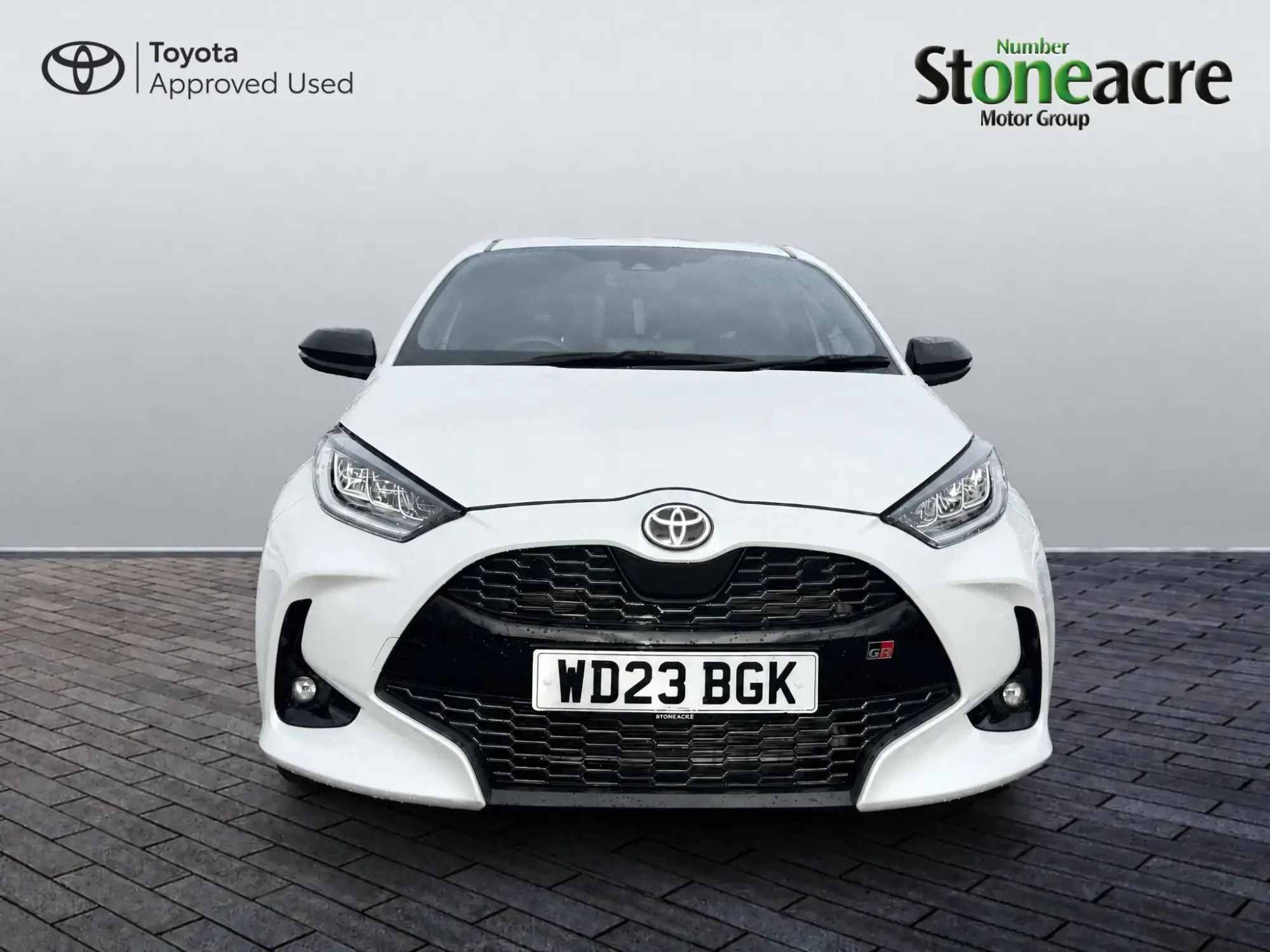 Toyota Yaris Image 8 Toyota Yaris Image 8
