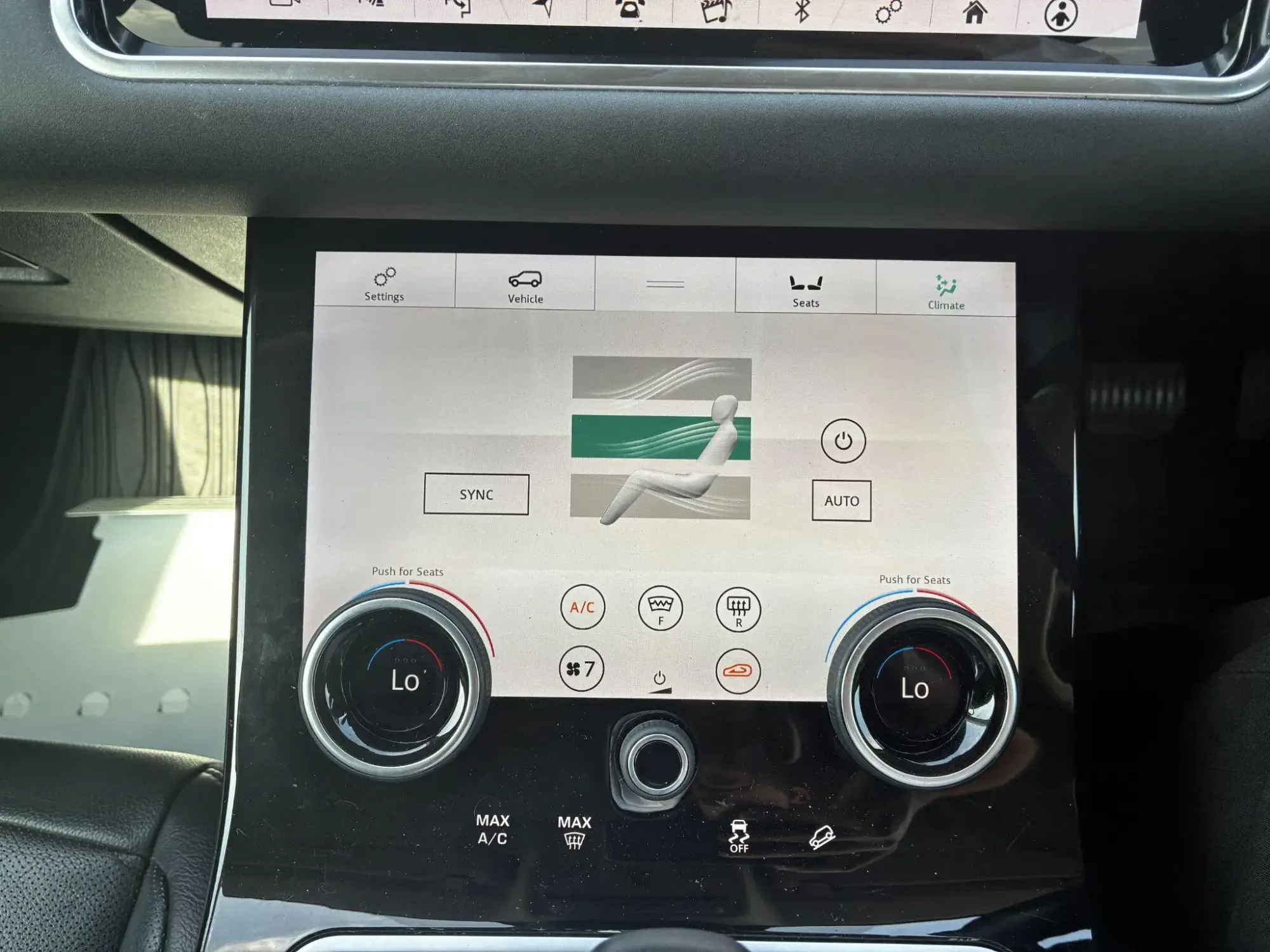 Land Rover Range Rover Evoque Image 22 Land Rover Range Rover Evoque Image 22