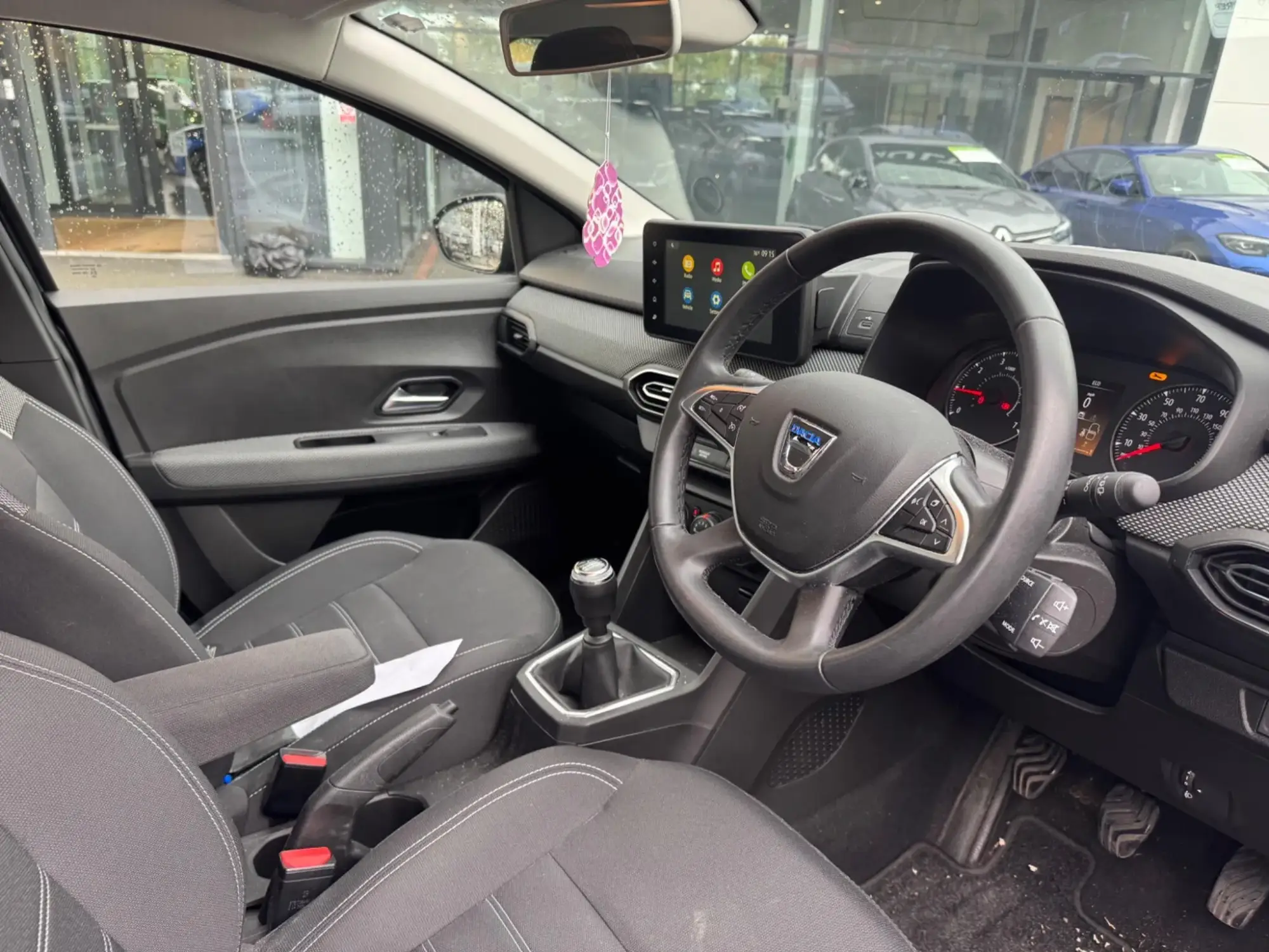Dacia Sandero Image 9