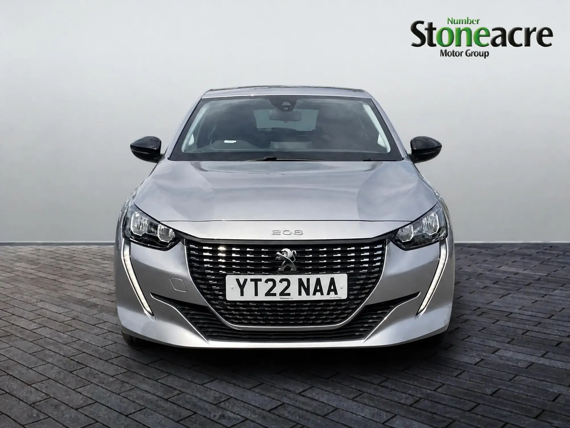 Peugeot 208 Image 2