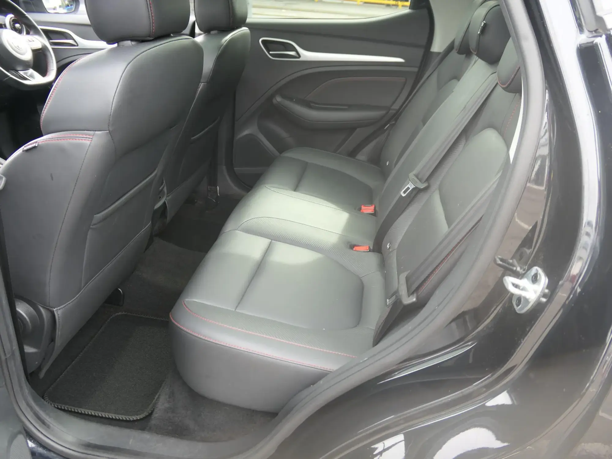 MG ZS Image 14 MG ZS Image 14