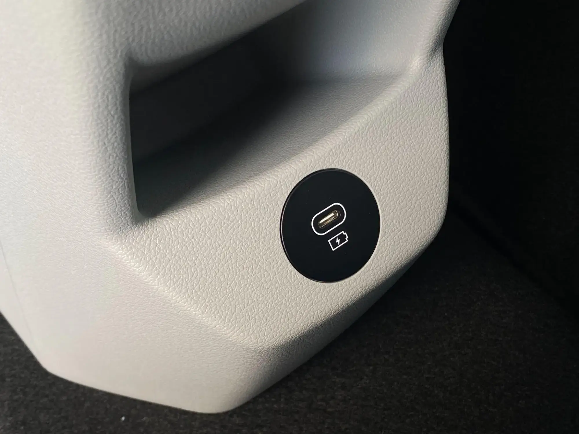 Hyundai BAYON Image 16