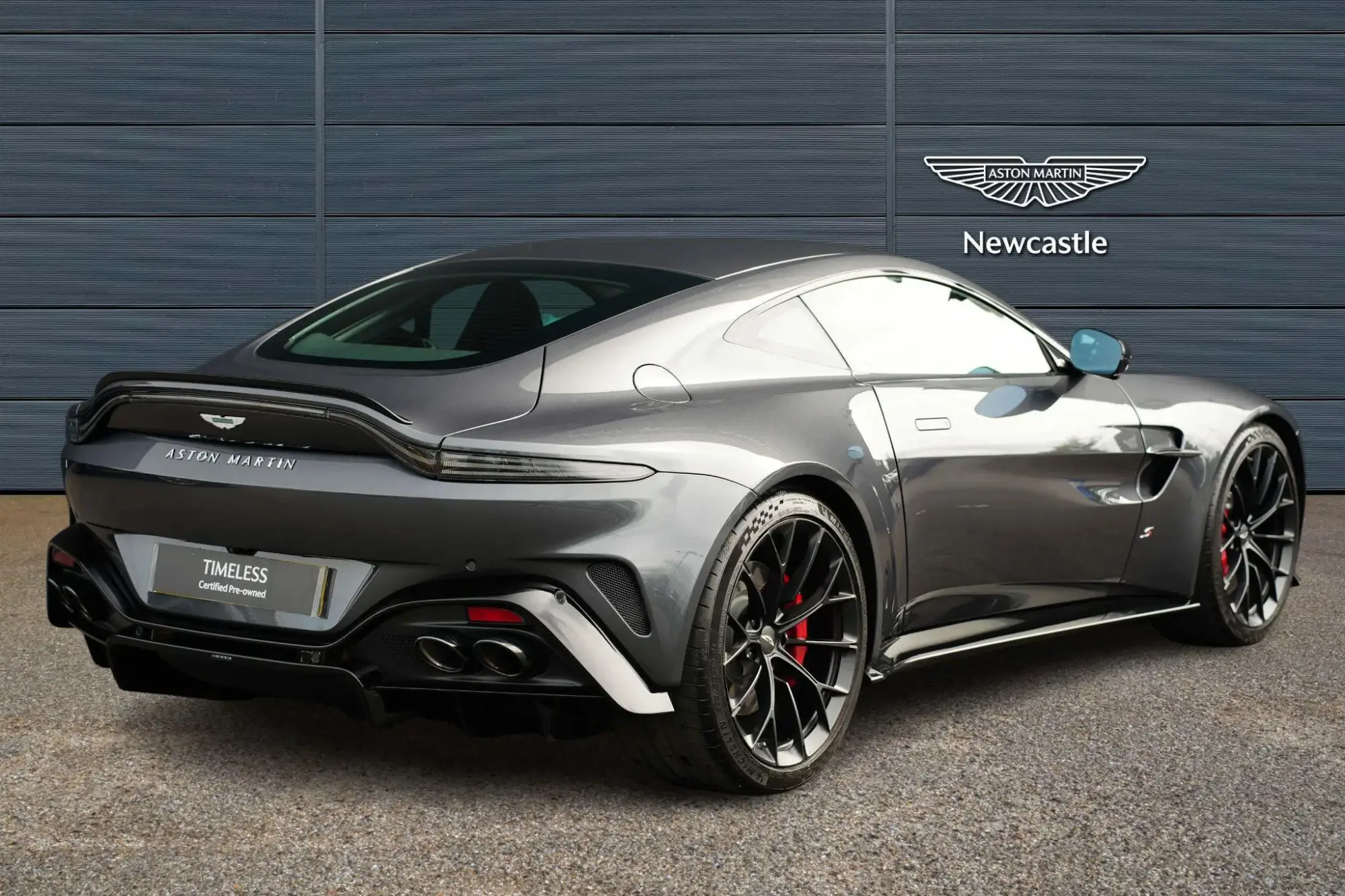 Aston Martin Vantage Image 27 Aston Martin Vantage Image 27