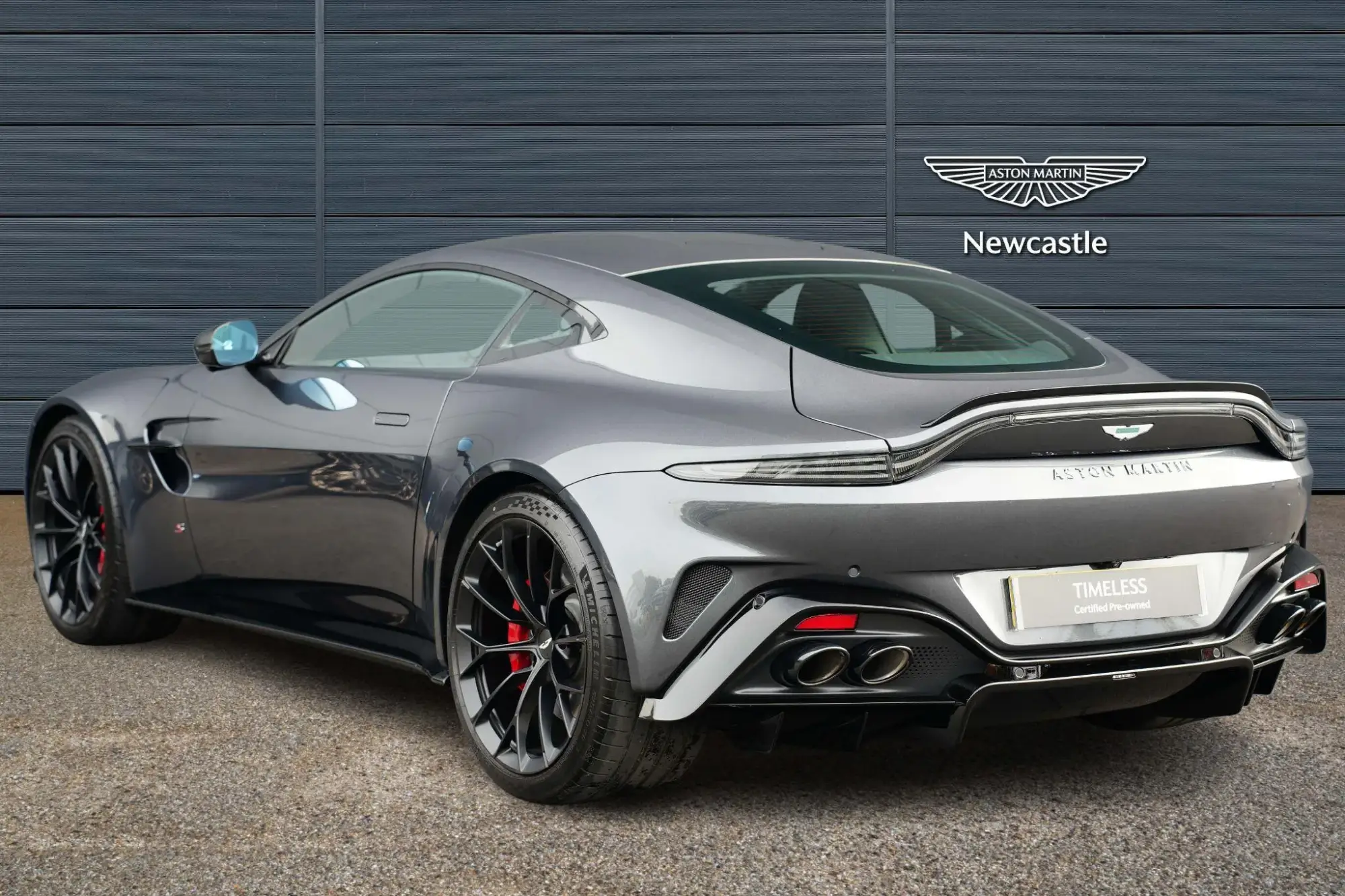 Aston Martin Vantage Image 29 Aston Martin Vantage Image 29