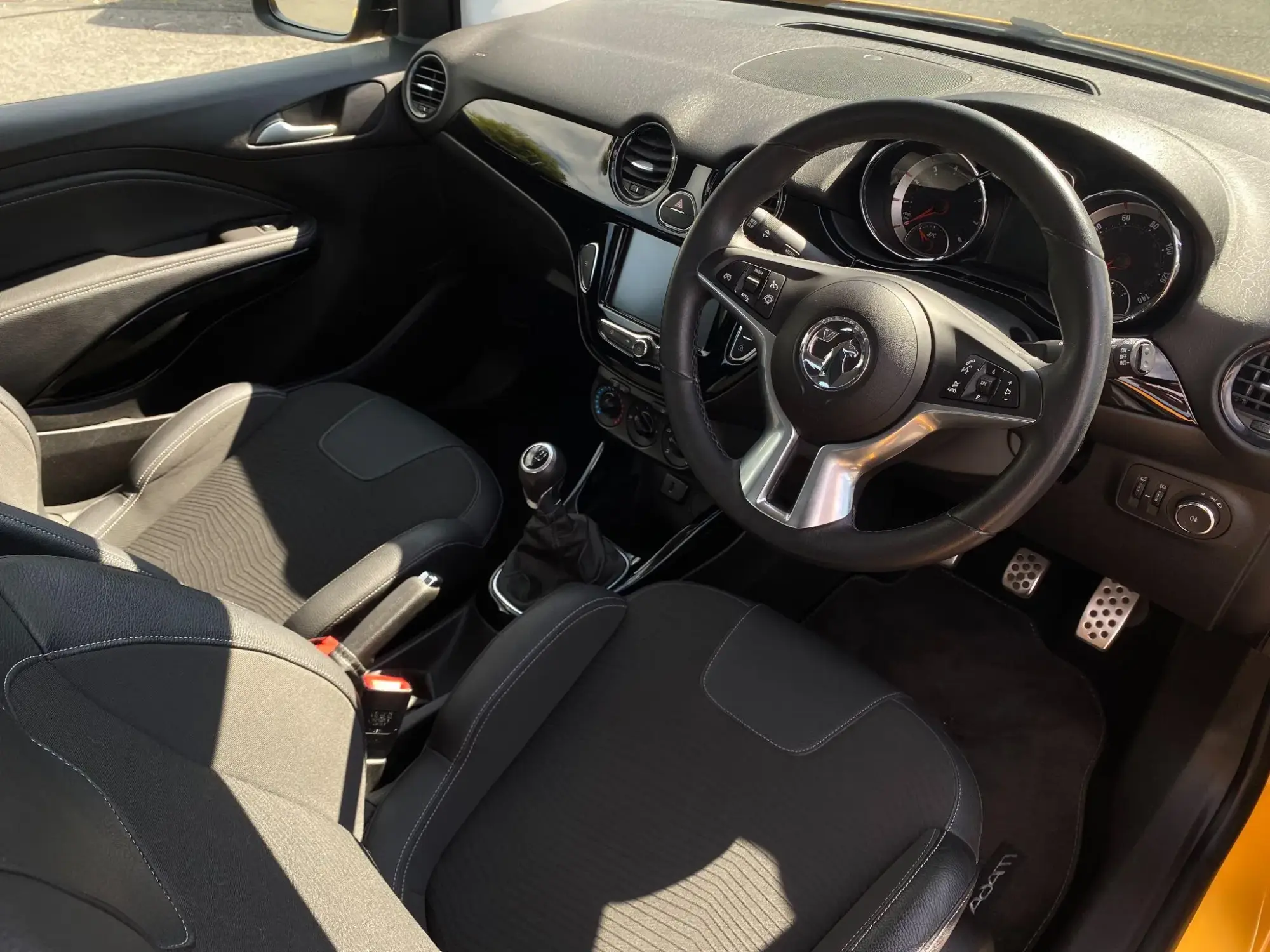 Vauxhall Adam Image 10 Vauxhall Adam Image 10