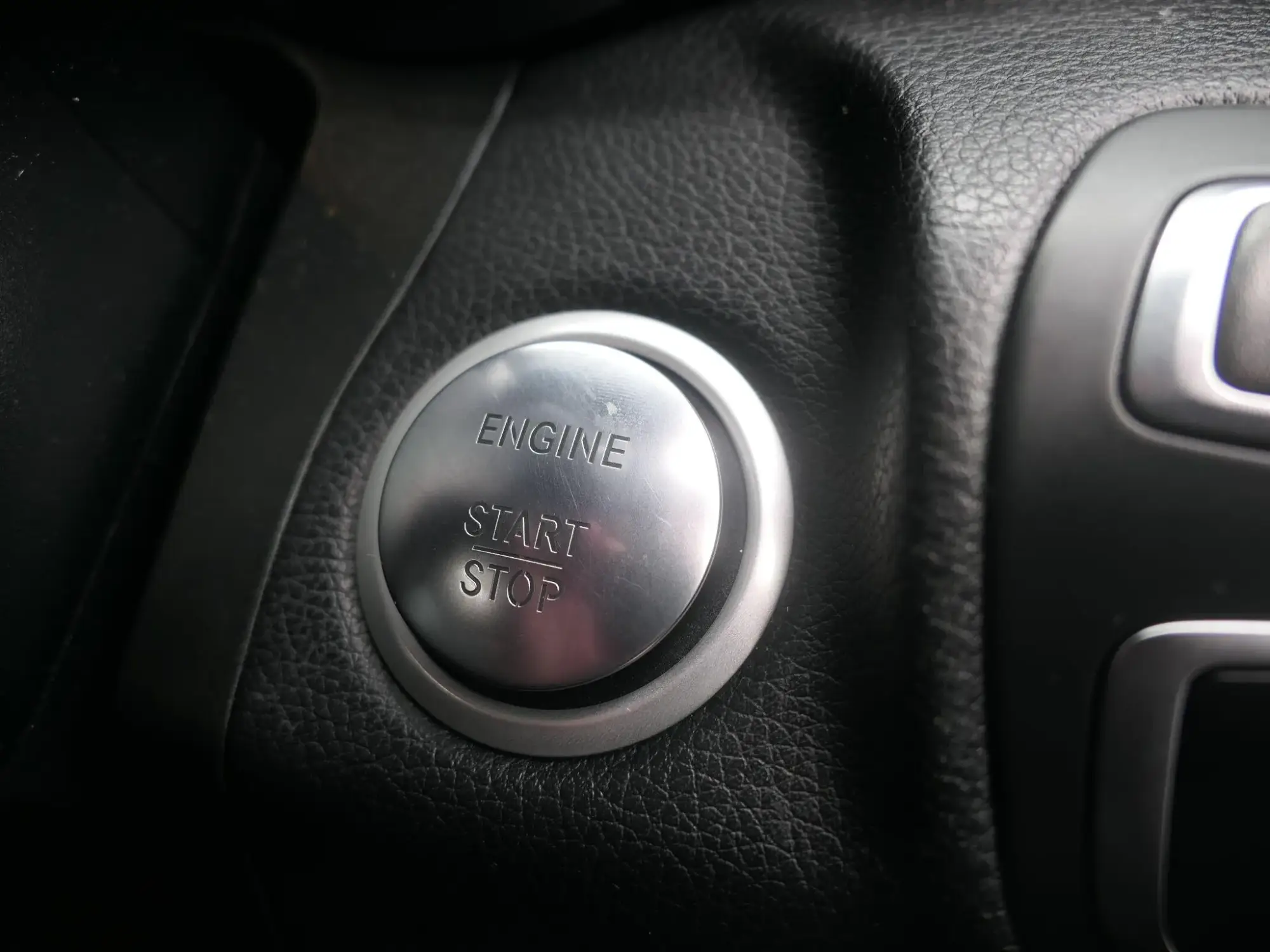 Mercedes-Benz GLC Image 17