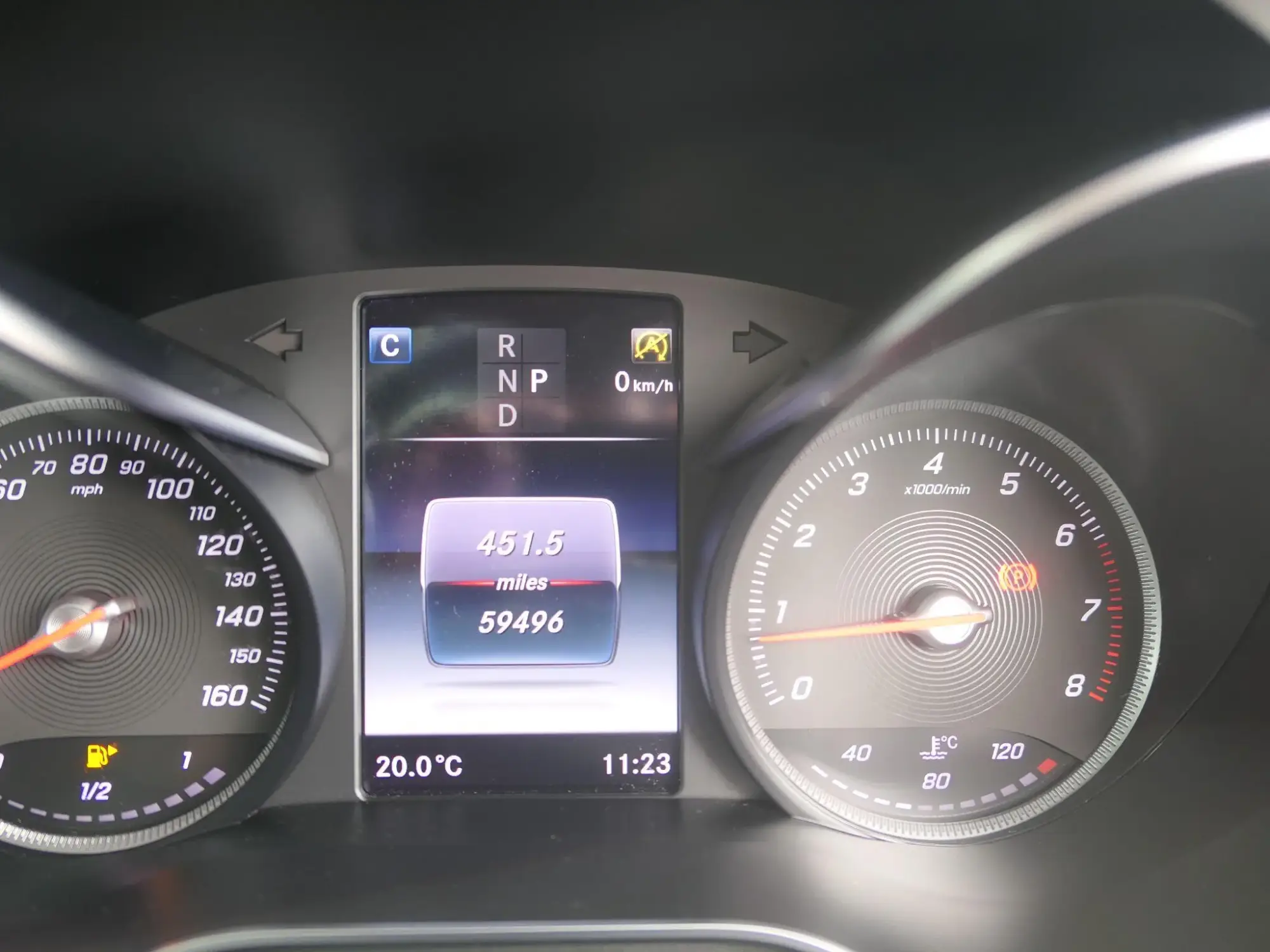 Mercedes-Benz GLC Image 25