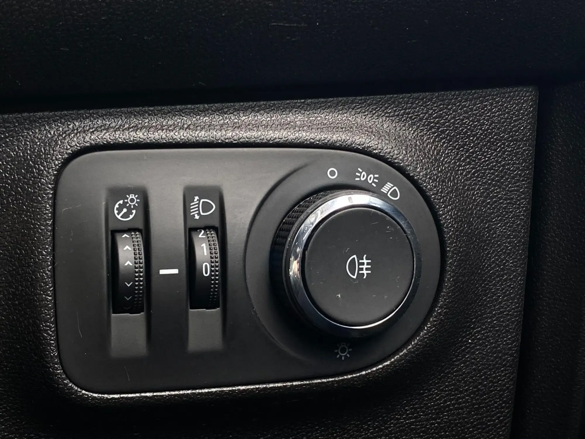 Vauxhall Adam Image 18 Vauxhall Adam Image 18