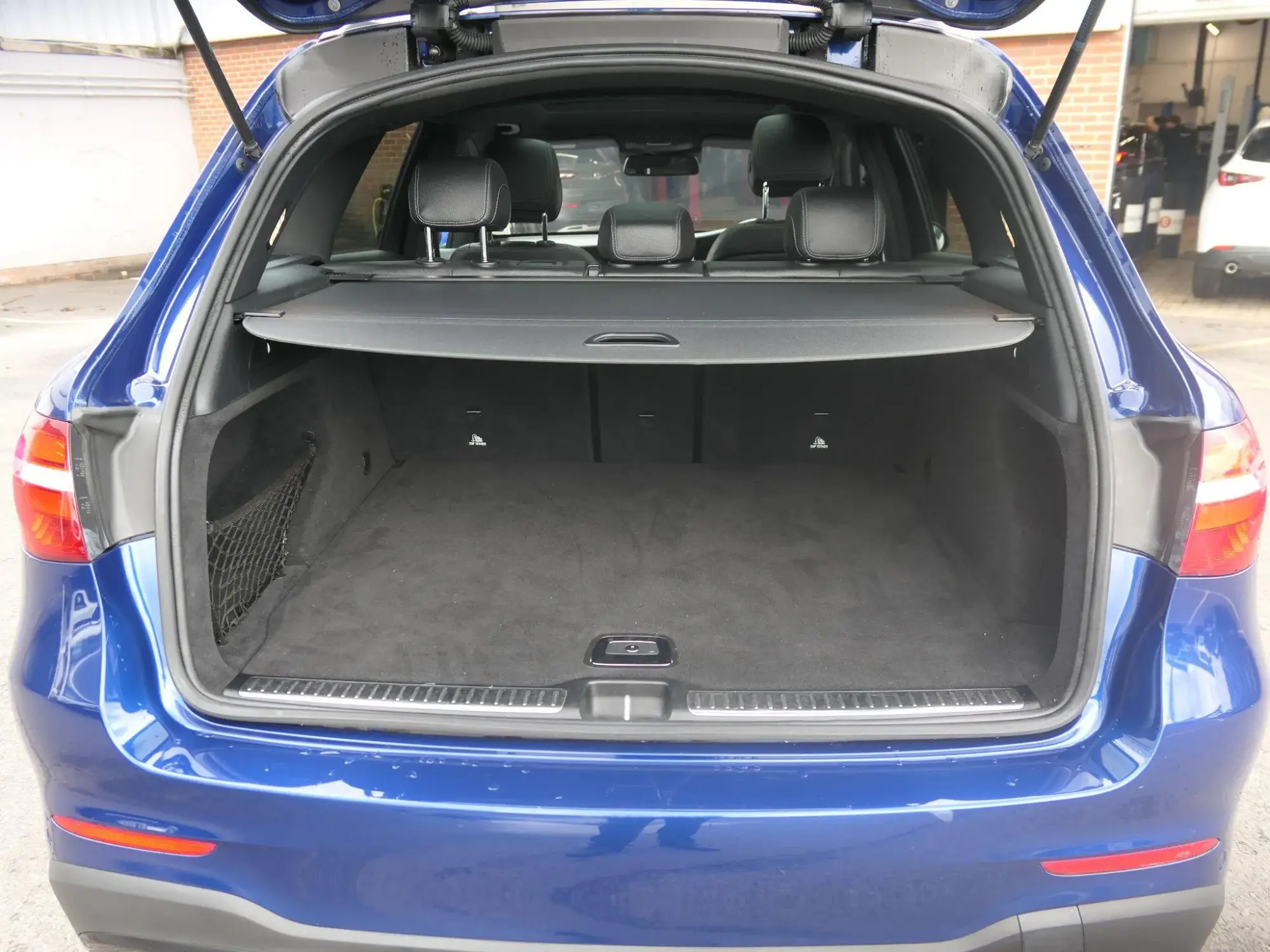 Mercedes-Benz GLC Image 26