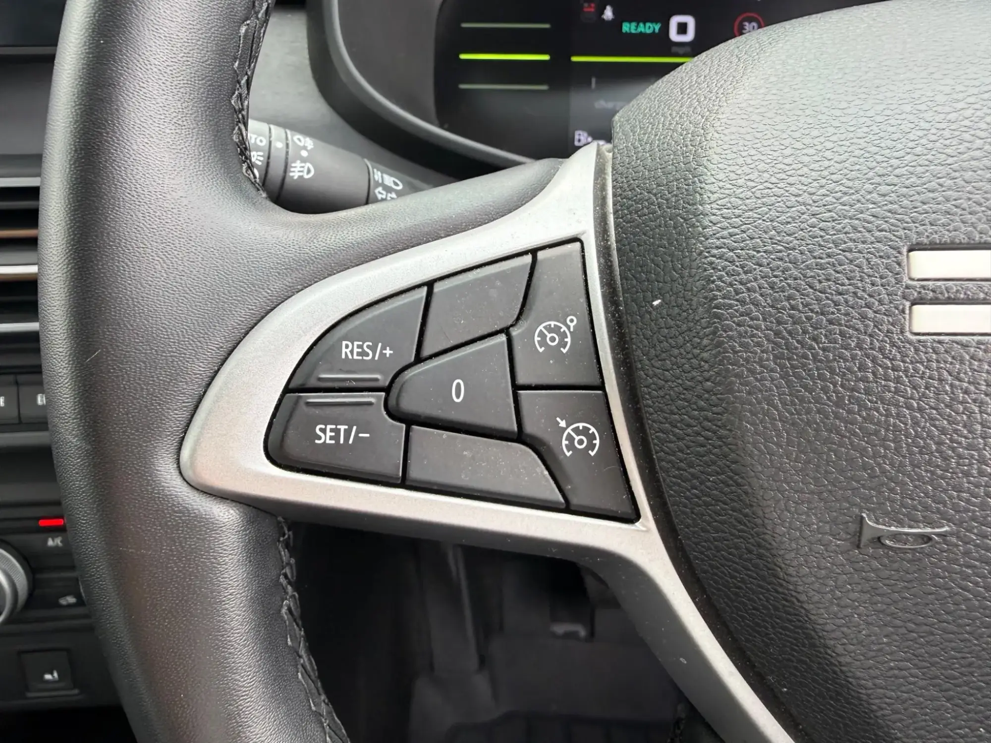 Dacia Jogger Hybrid Image 30 Dacia Jogger Hybrid Image 30