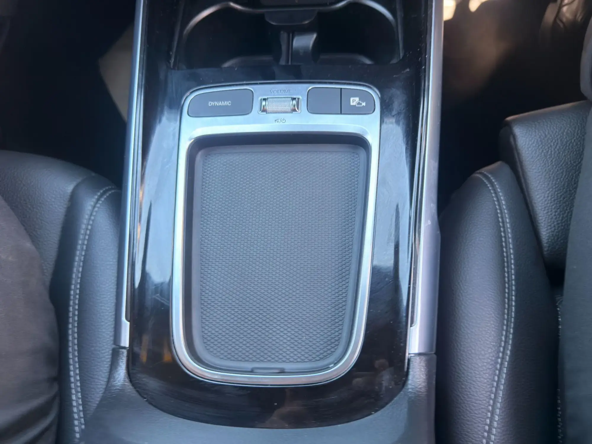 Mercedes-Benz GLB Image 20