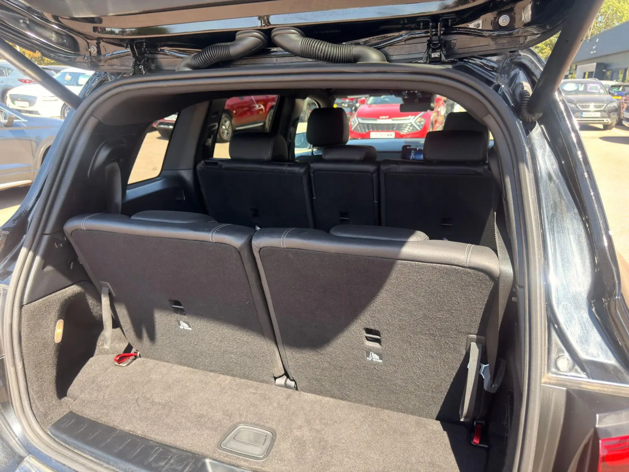 Mercedes-Benz GLB Image 26