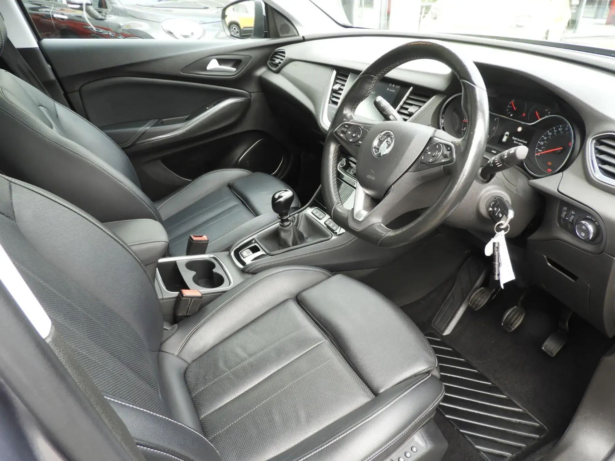 Vauxhall Grandland X Image 13 Vauxhall Grandland X Image 13