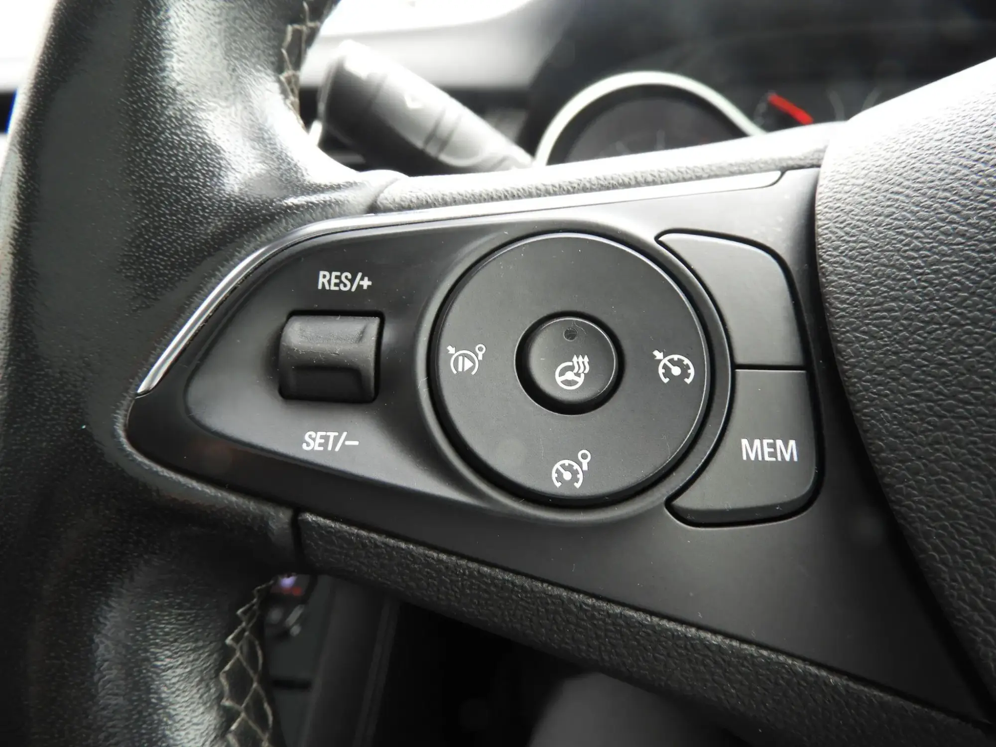 Vauxhall Grandland X Image 24 Vauxhall Grandland X Image 24
