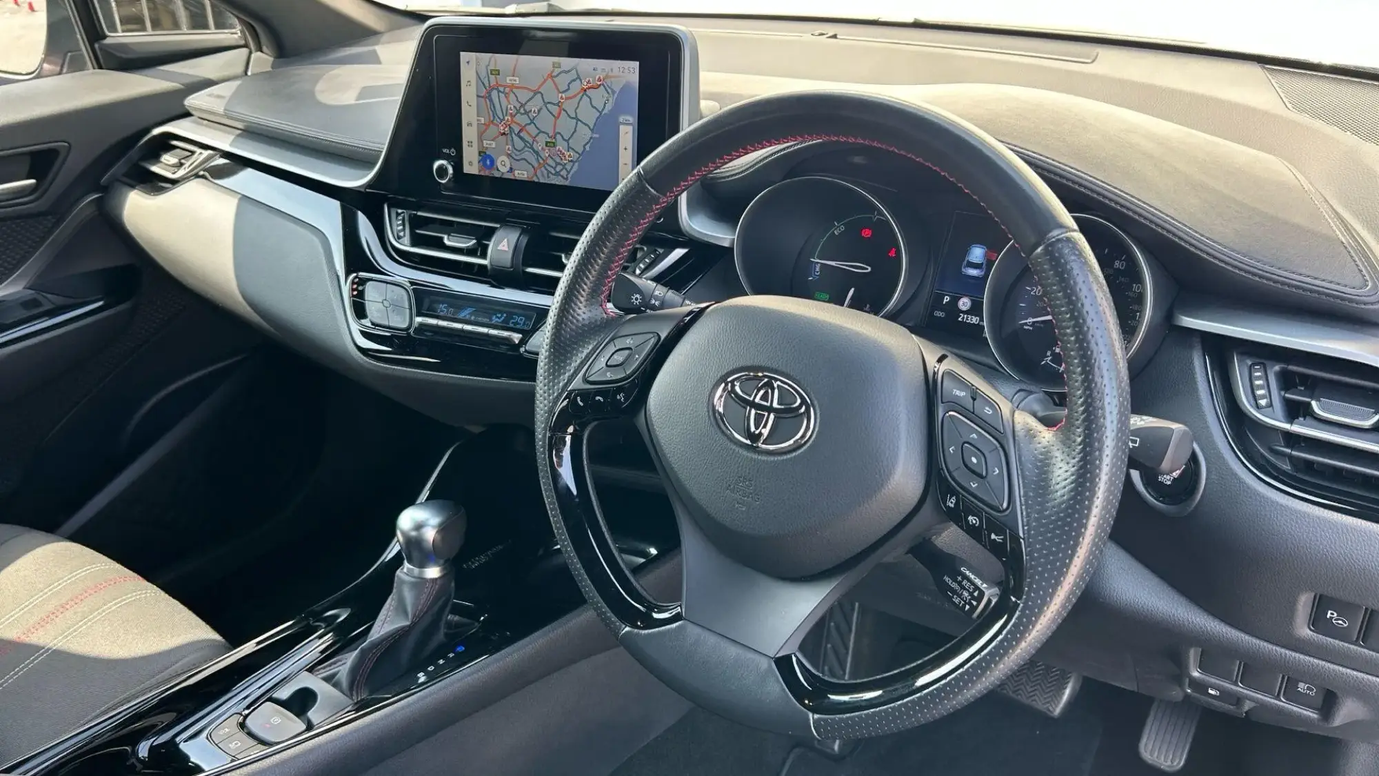Toyota C-HR Self-Charging Hybrid Image 10