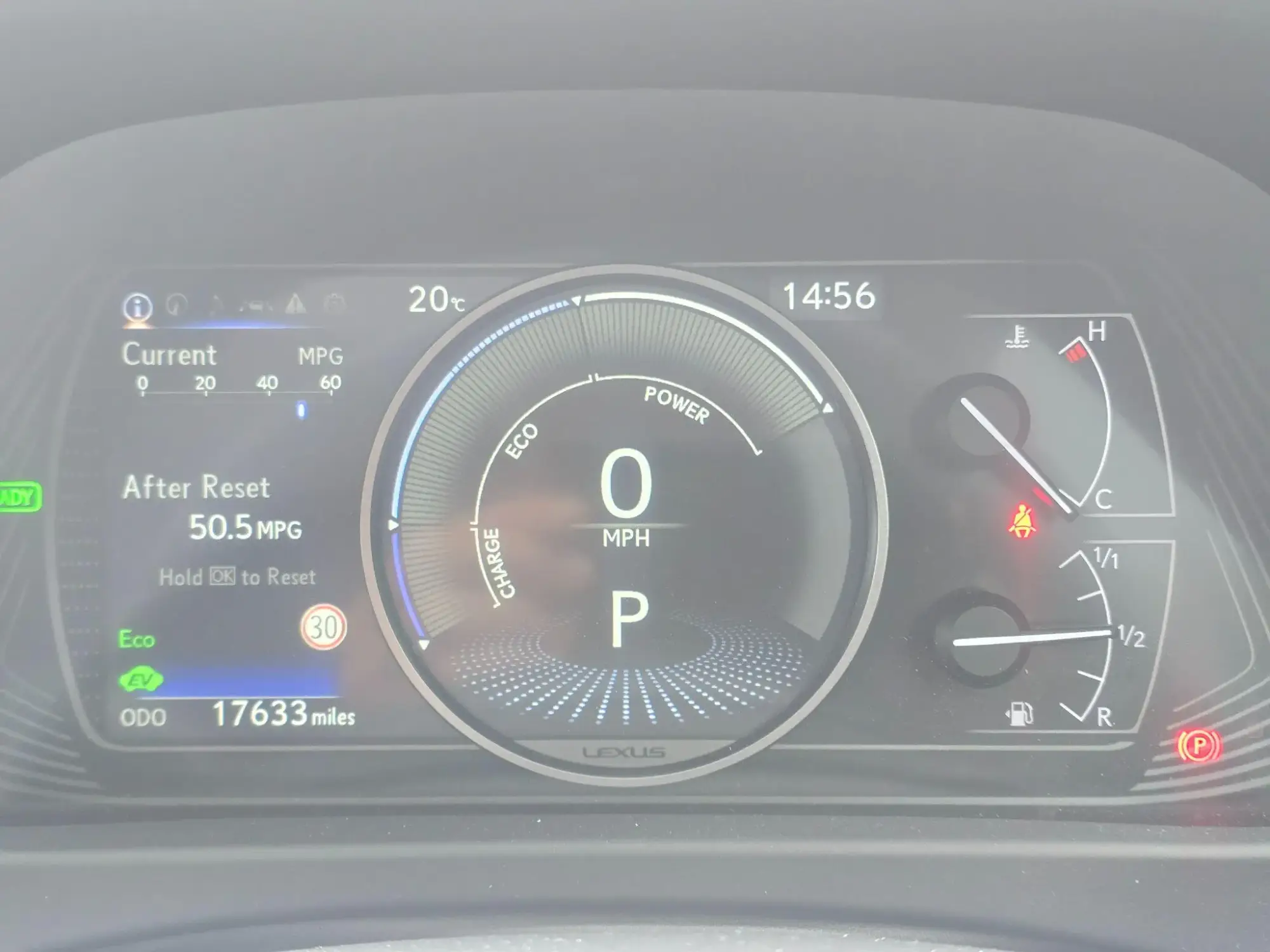 Lexus UX Self-Charging Hybrid Image 17 Lexus UX Self-Charging Hybrid Image 17