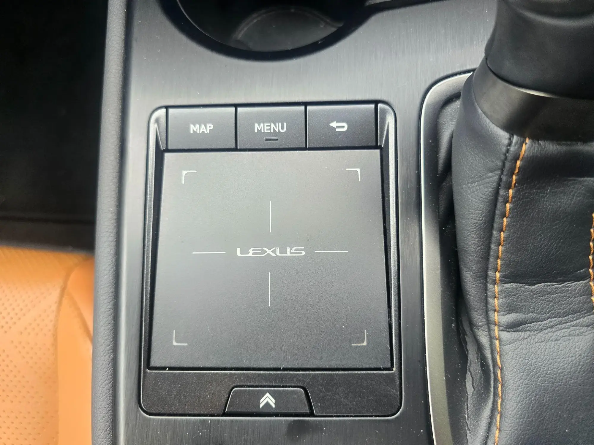 Lexus UX Self-Charging Hybrid Image 21 Lexus UX Self-Charging Hybrid Image 21