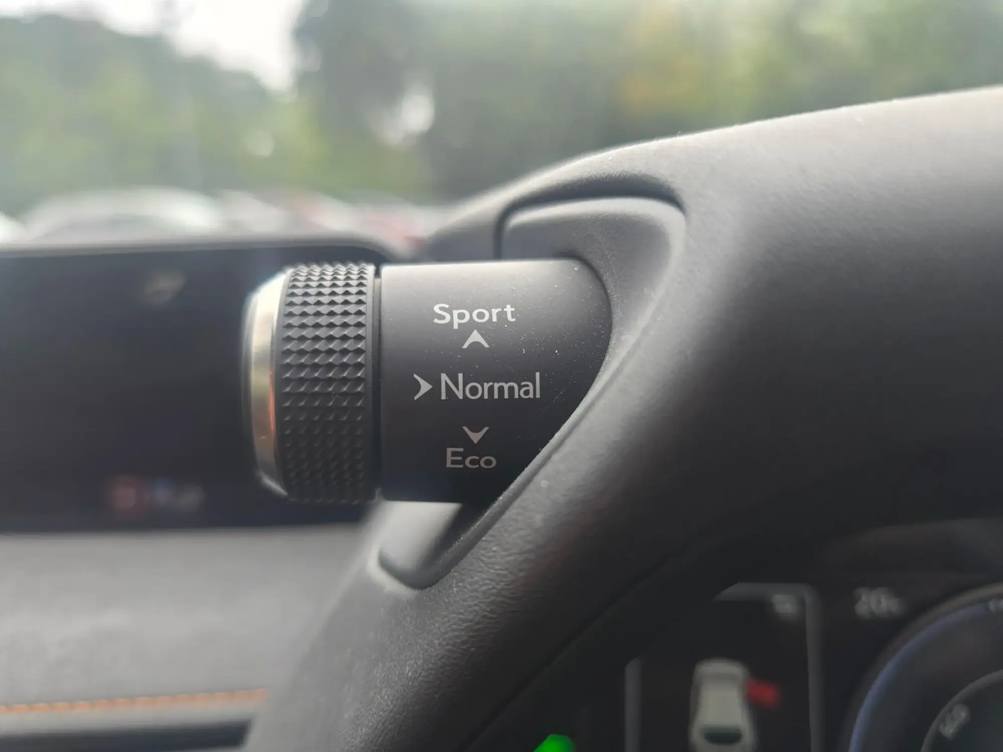 Lexus UX Self-Charging Hybrid Image 25 Lexus UX Self-Charging Hybrid Image 25