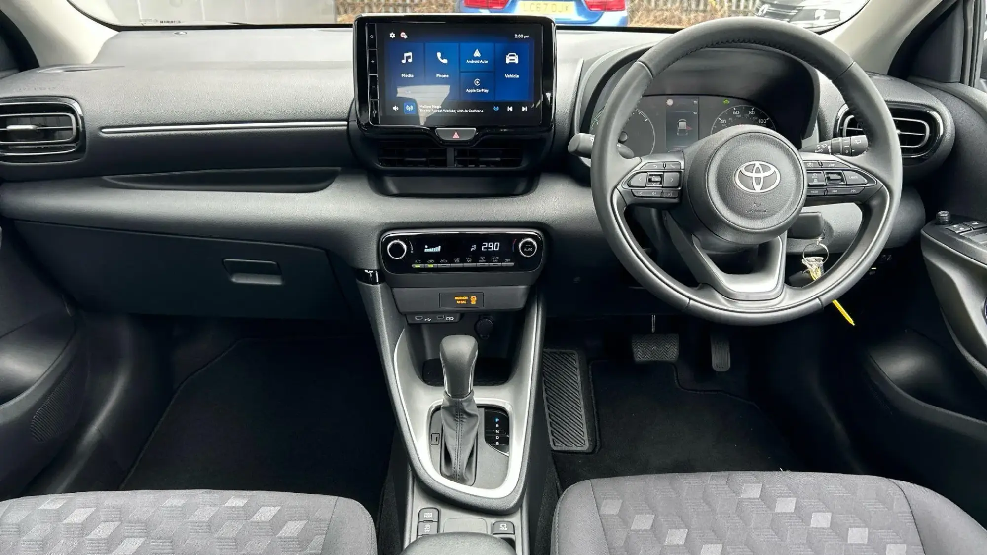 Toyota Yaris Image 8 Toyota Yaris Image 8