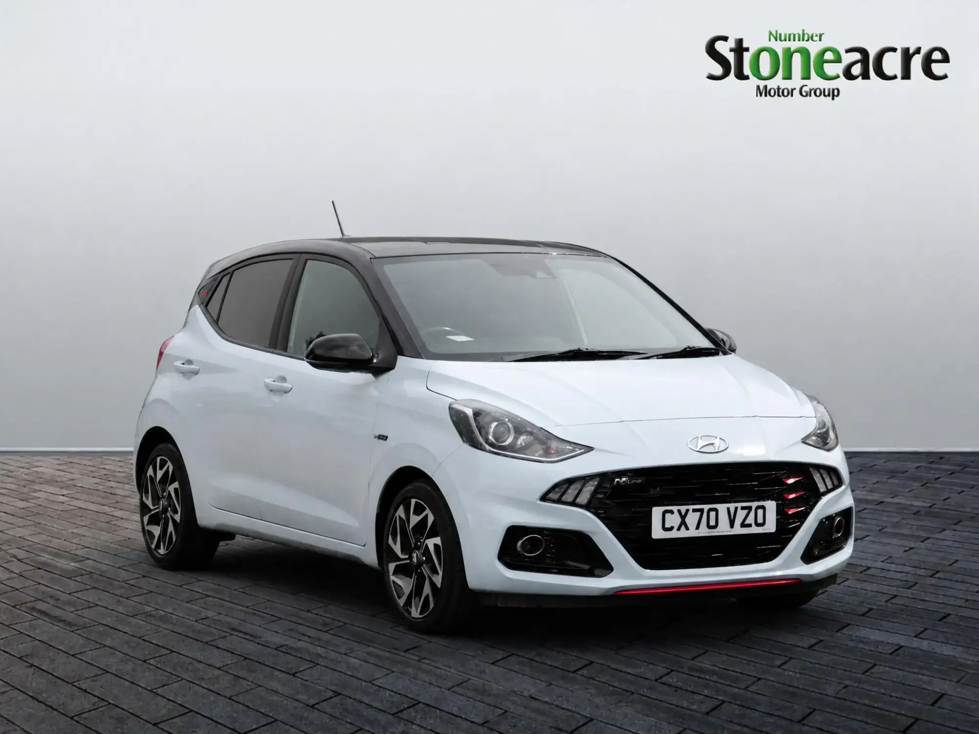 Hyundai i10 Image 1 Hyundai i10 Image 1