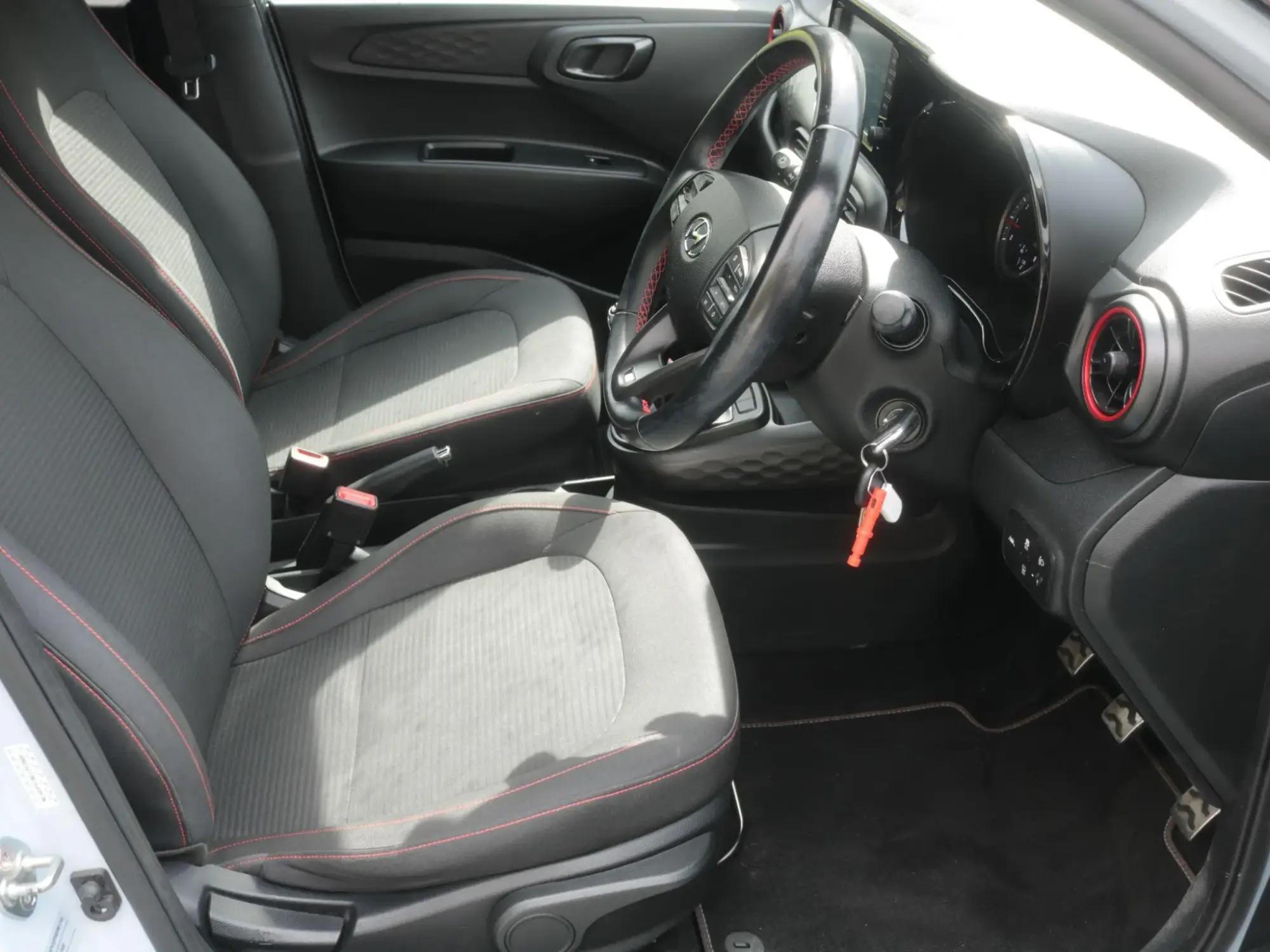 Hyundai i10 Image 13 Hyundai i10 Image 13