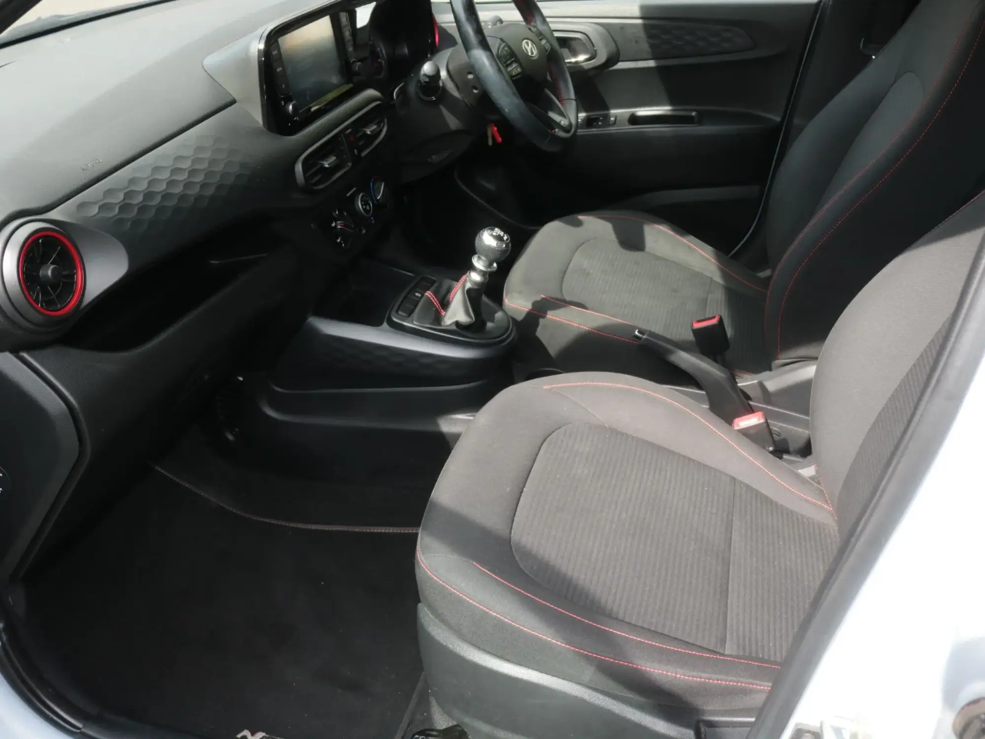 Hyundai i10 Image 16 Hyundai i10 Image 16