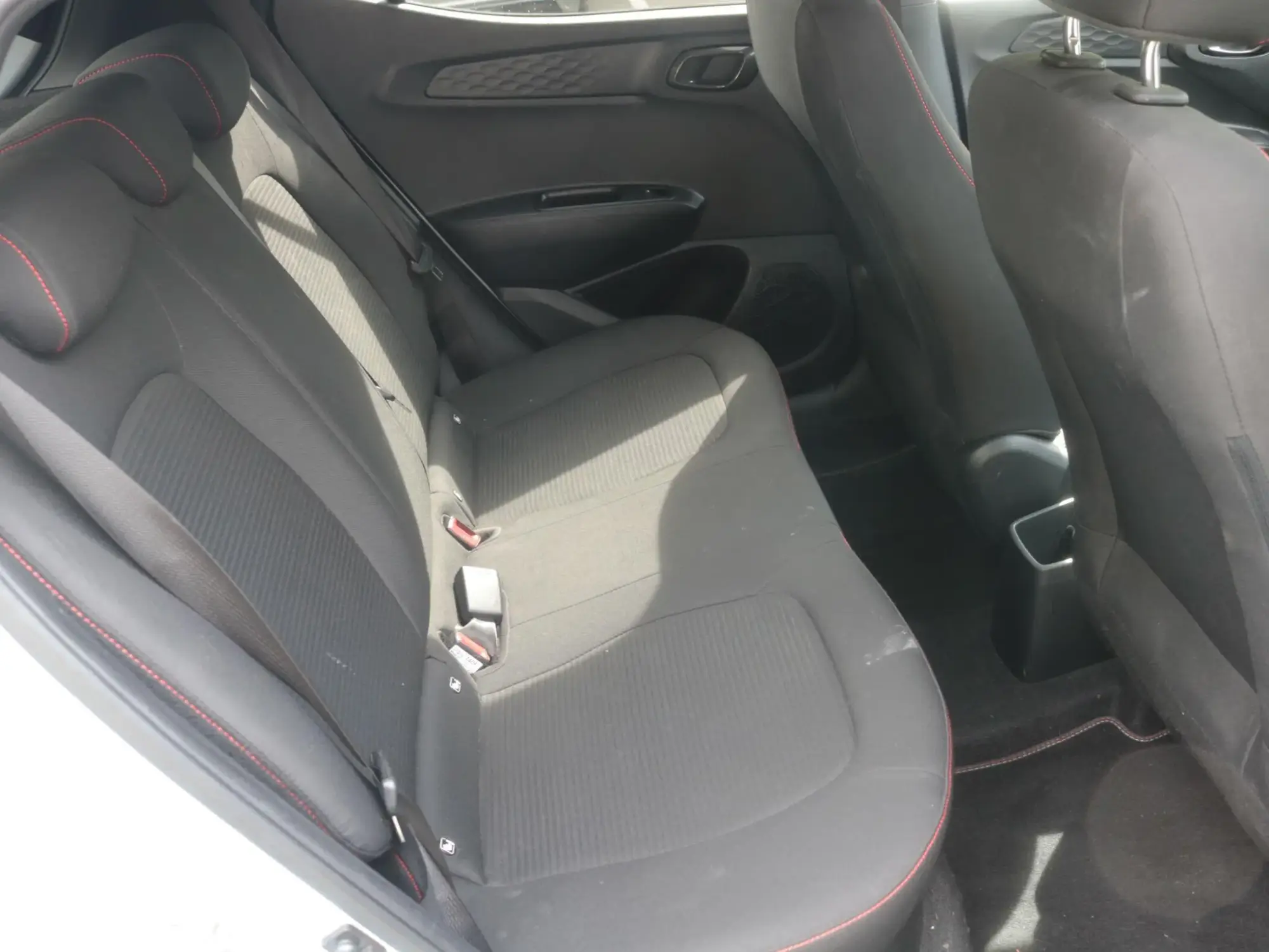 Hyundai i10 Image 25 Hyundai i10 Image 25