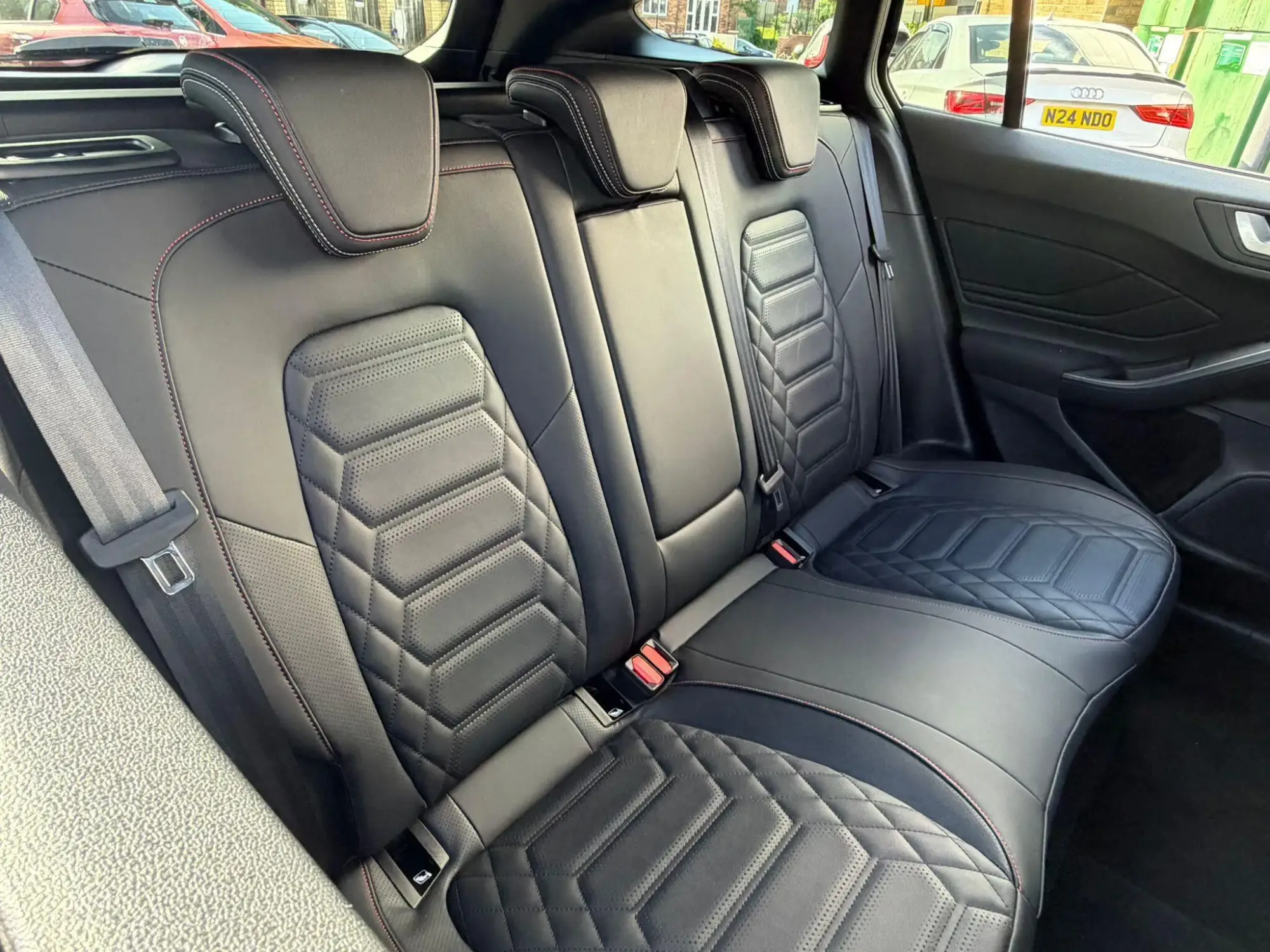 Ford Focus Image 16 Ford Focus Image 16
