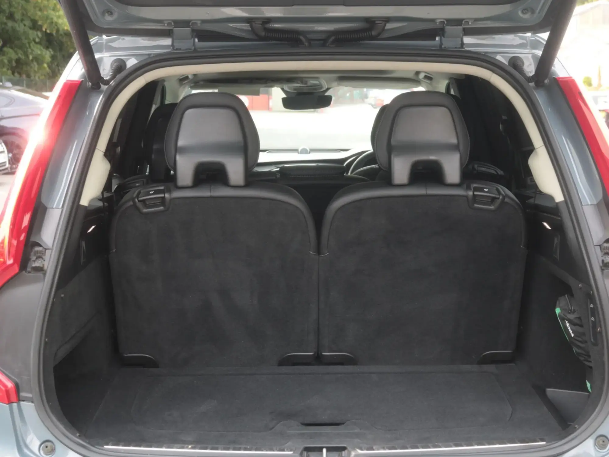 Volvo XC90 Image 13