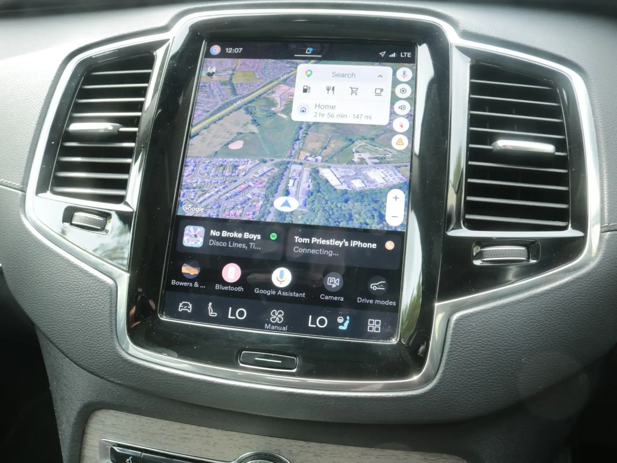 Volvo XC90 Image 23