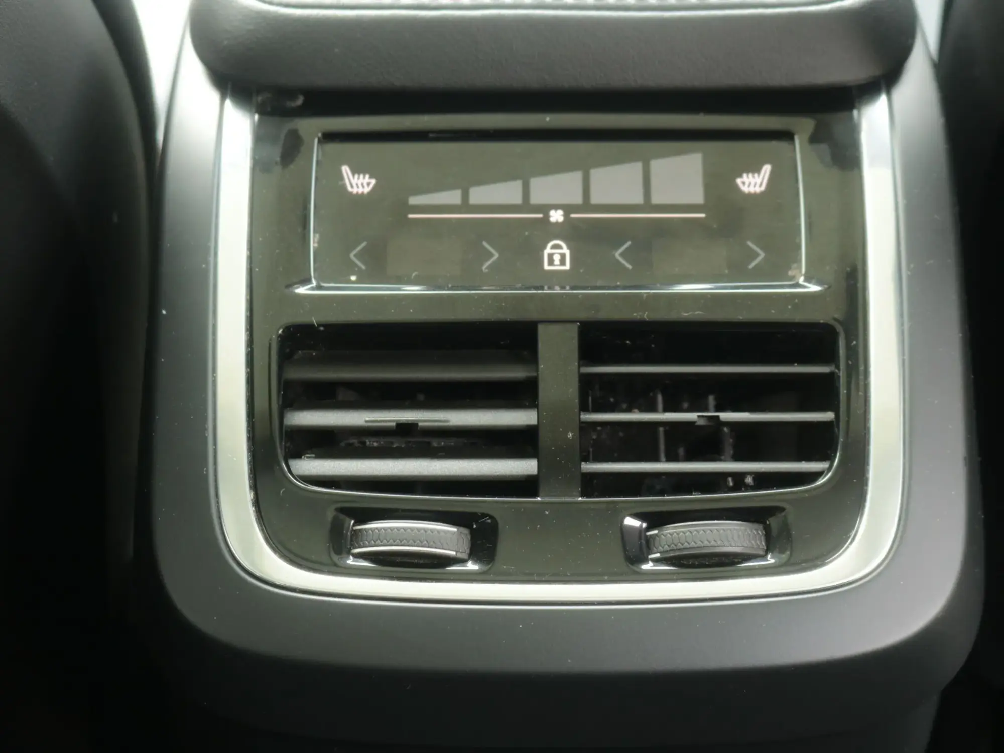 Volvo XC90 Image 31