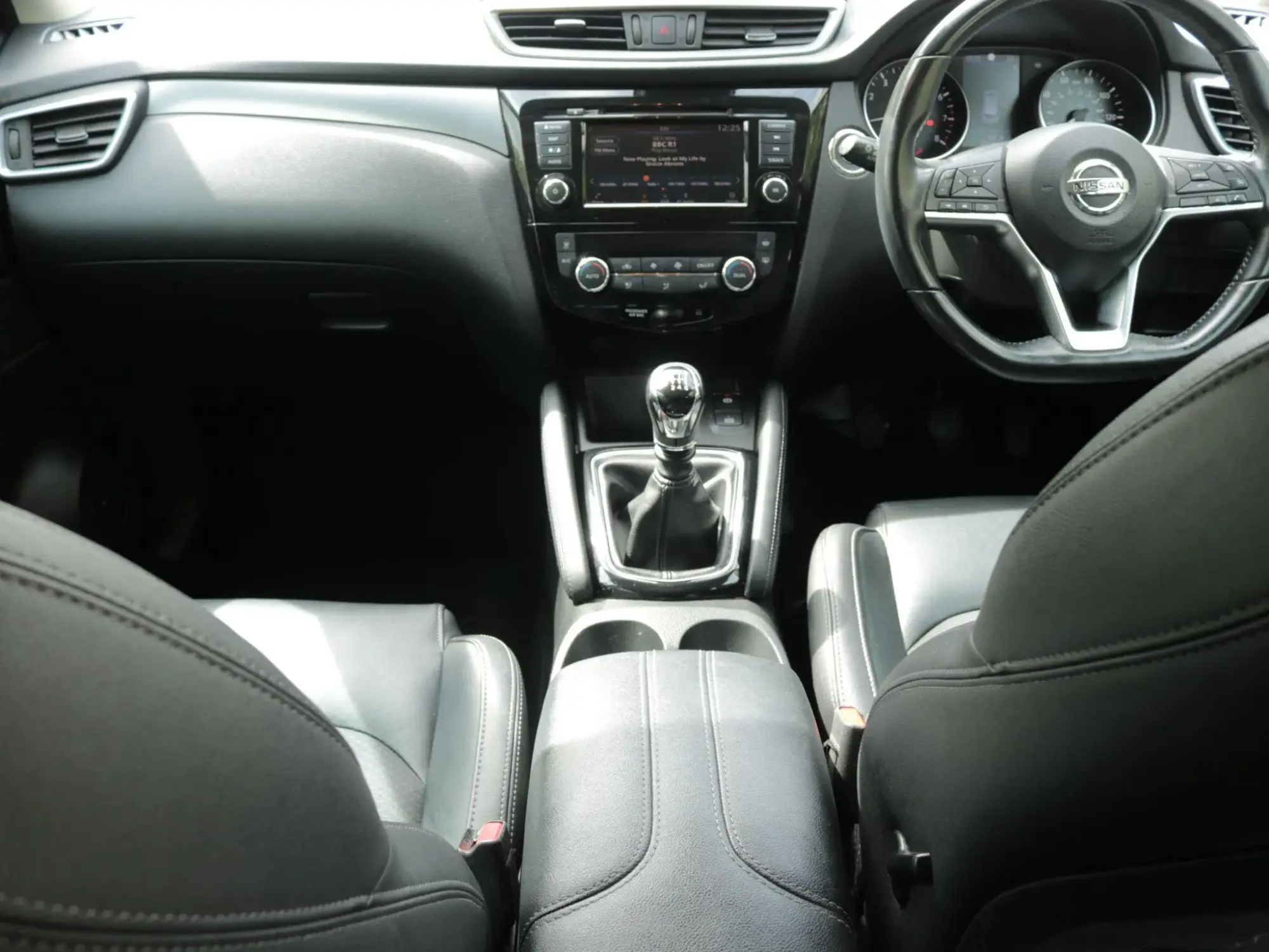 Nissan Qashqai Image 15 Nissan Qashqai Image 15