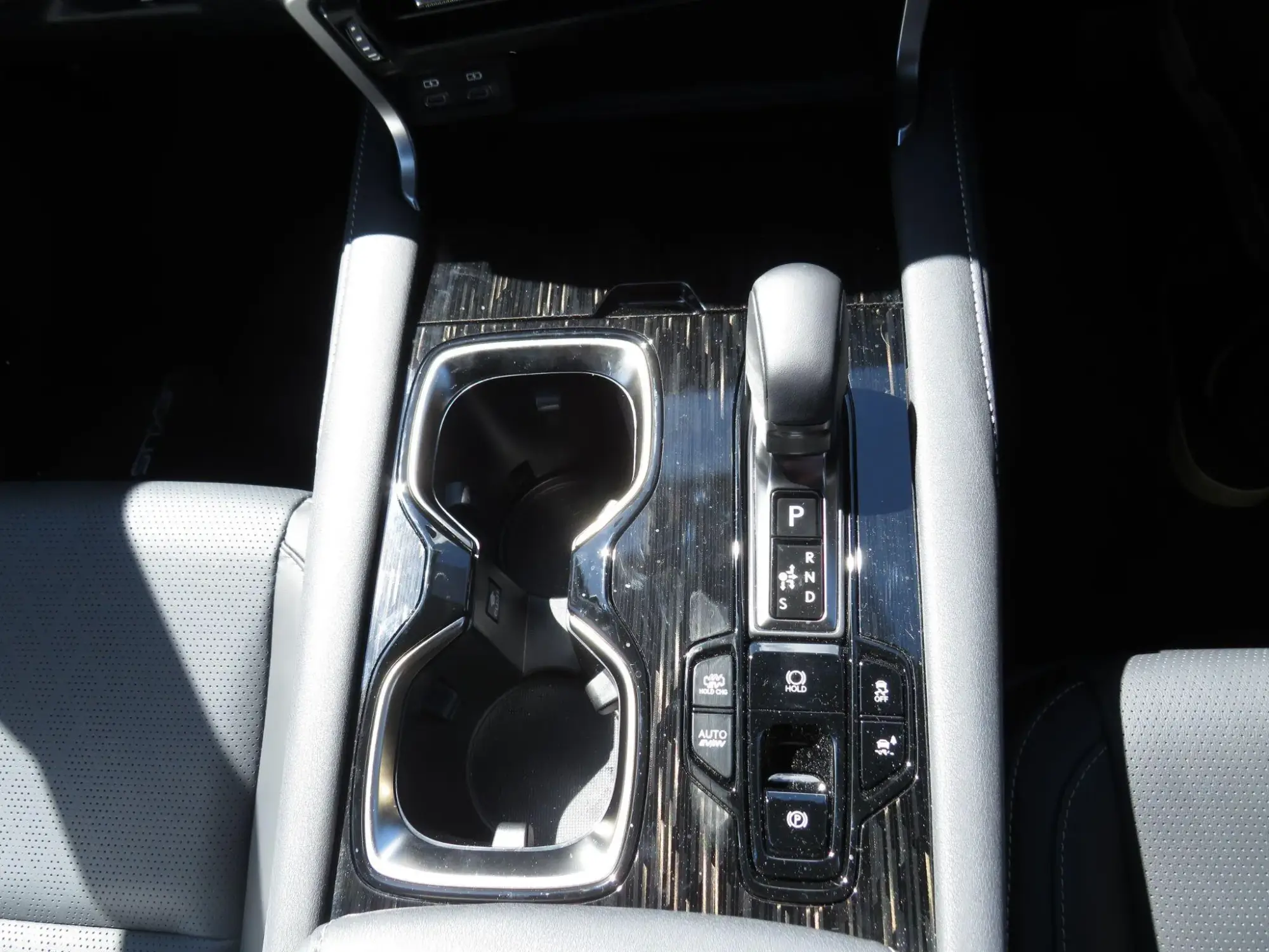 Lexus RX Image 16 Lexus RX Image 16