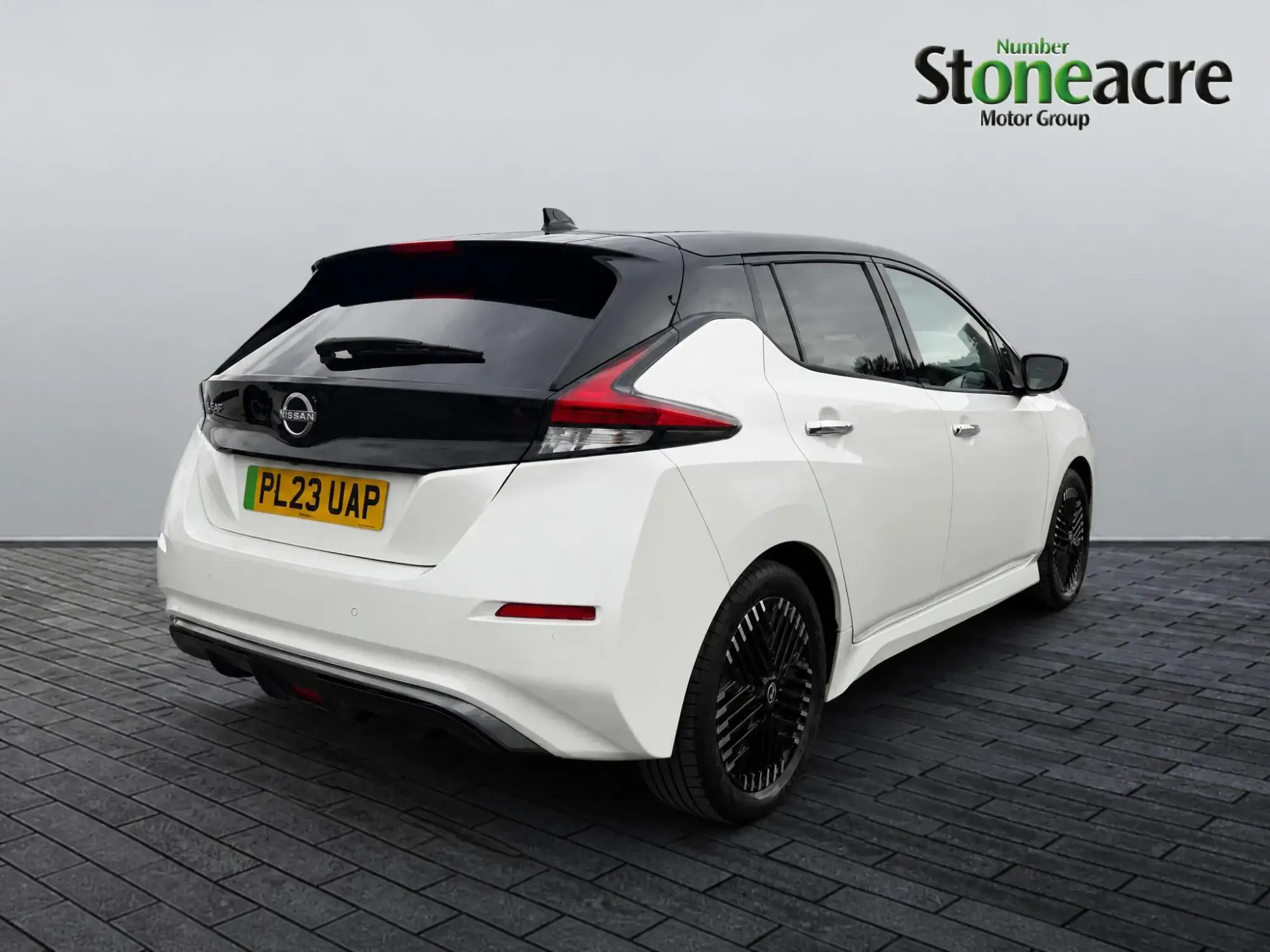 Nissan LEAF Image 3
