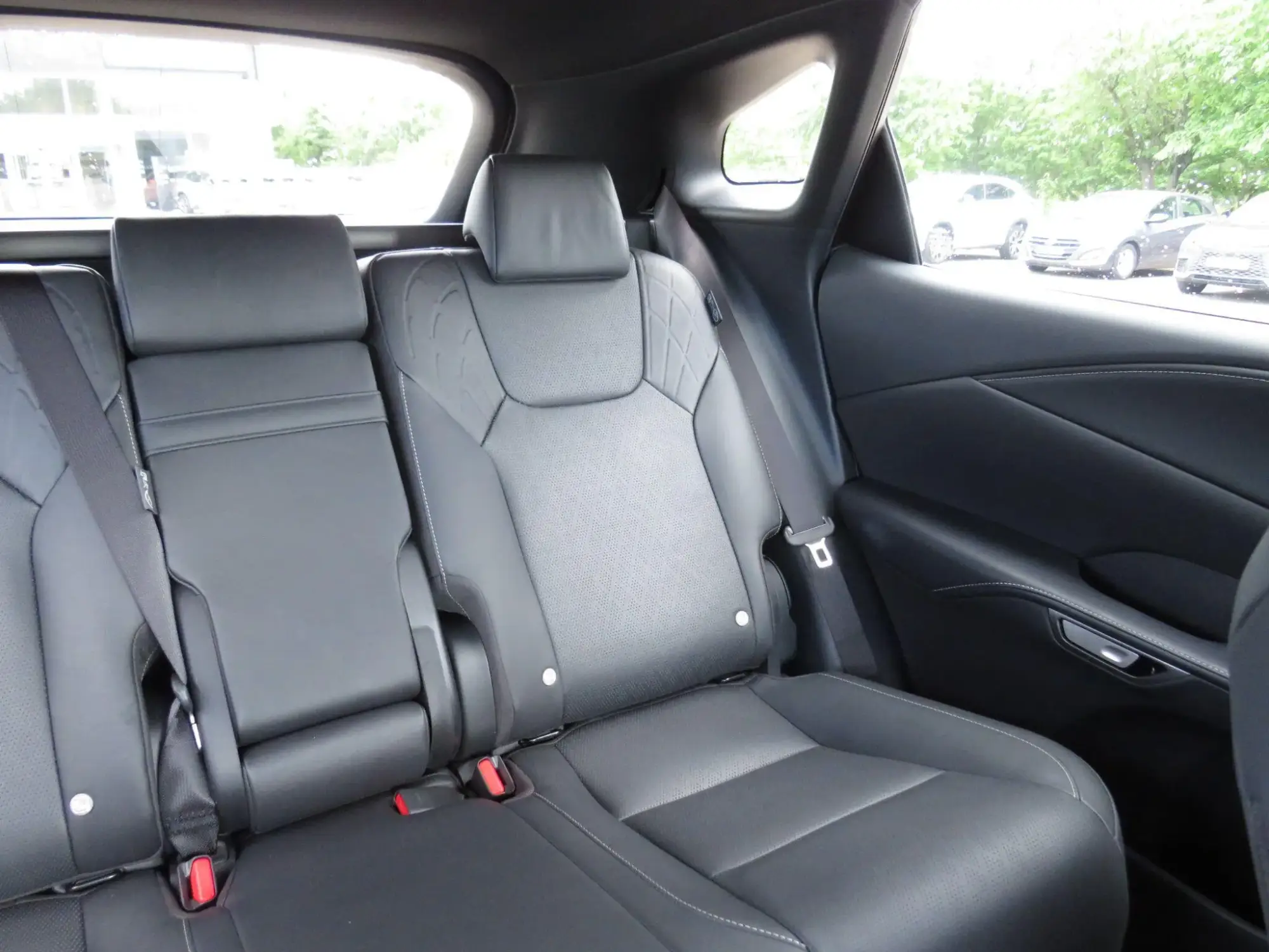 Lexus RX Plug-In Hybrid Image 15 Lexus RX Plug-In Hybrid Image 15
