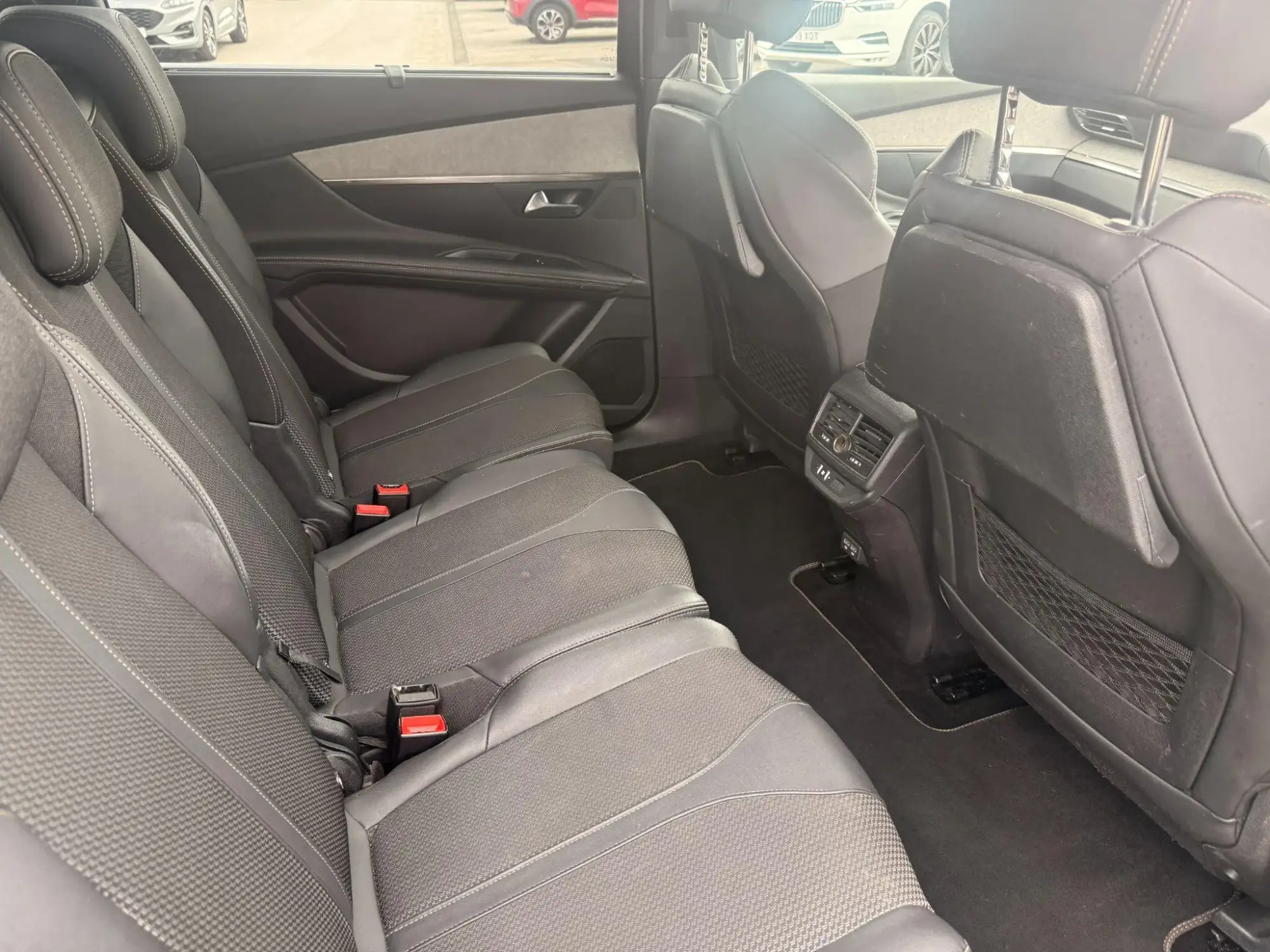 Peugeot 5008 Image 10 Peugeot 5008 Image 10