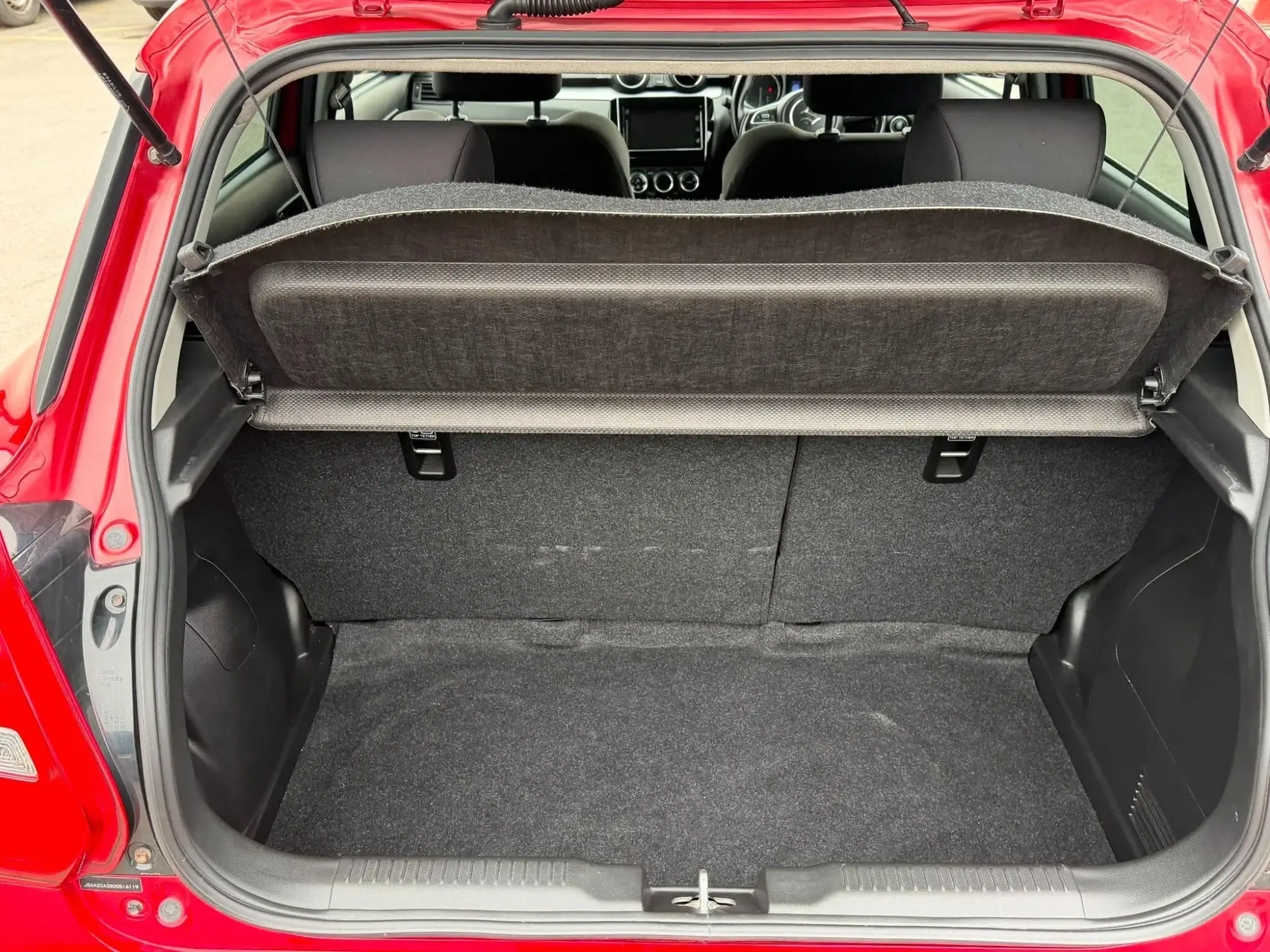 Suzuki Swift Image 17
