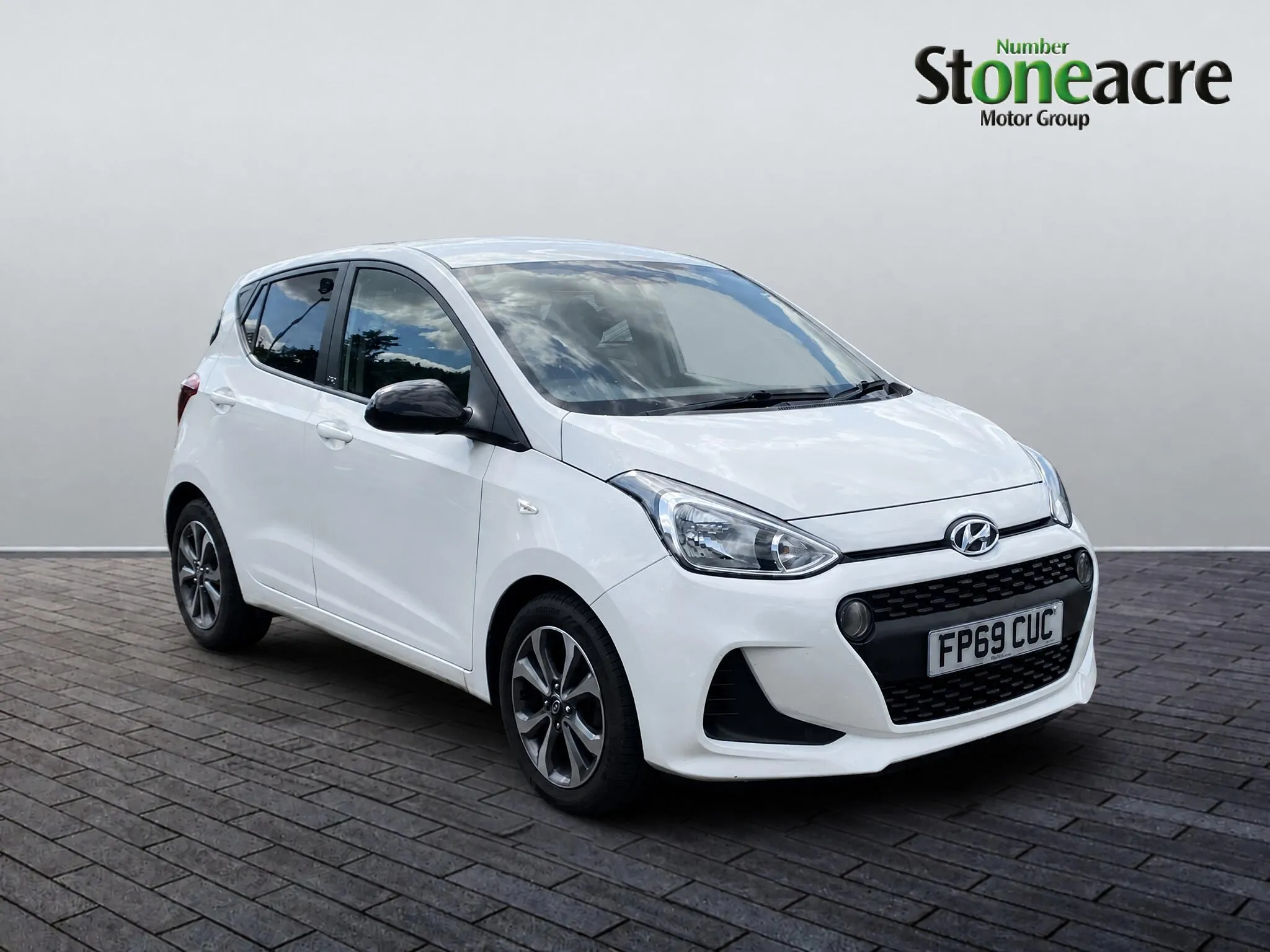 Hyundai i10 Hyundai i10