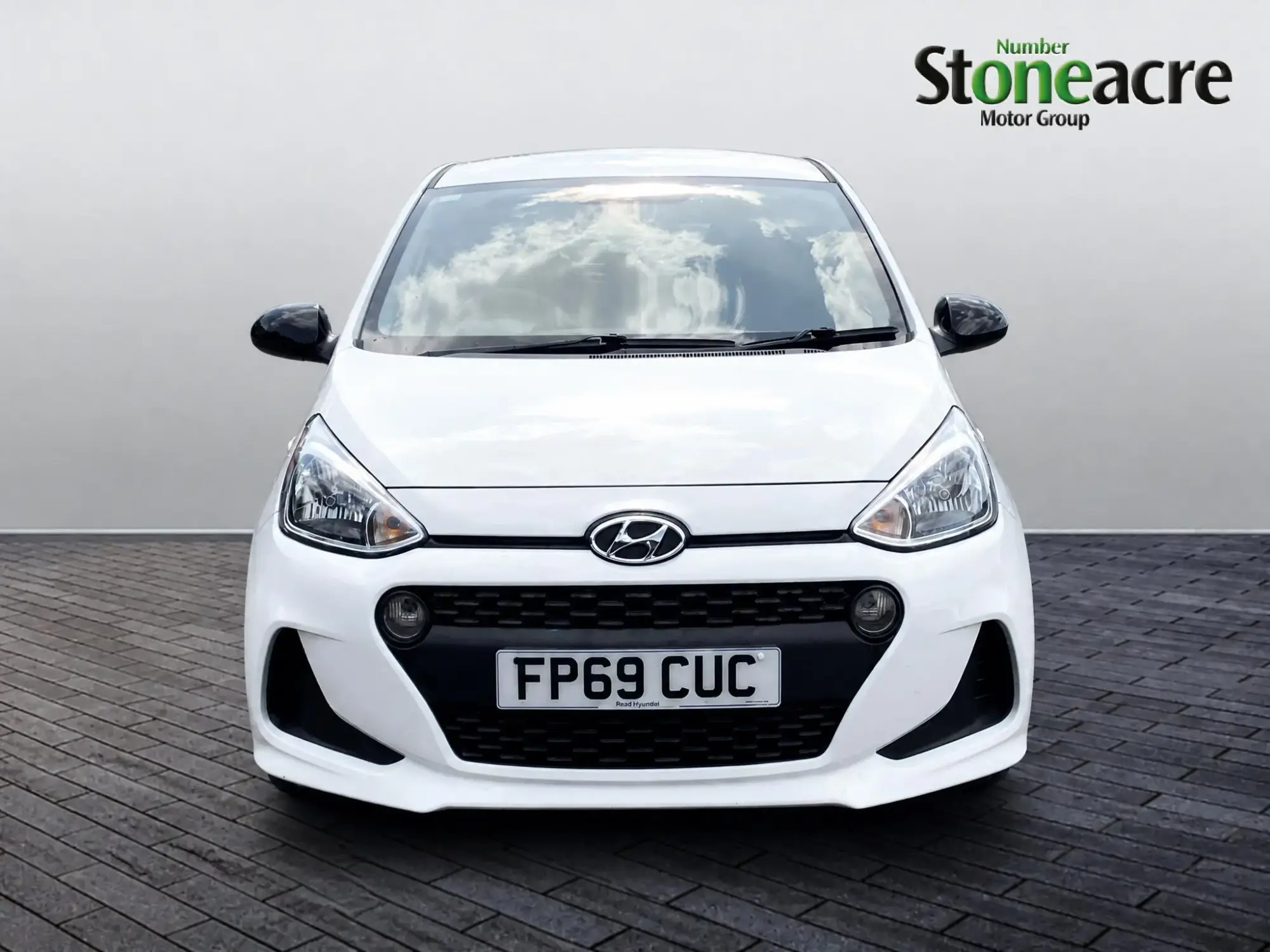 Hyundai i10 Image 2 Hyundai i10 Image 2