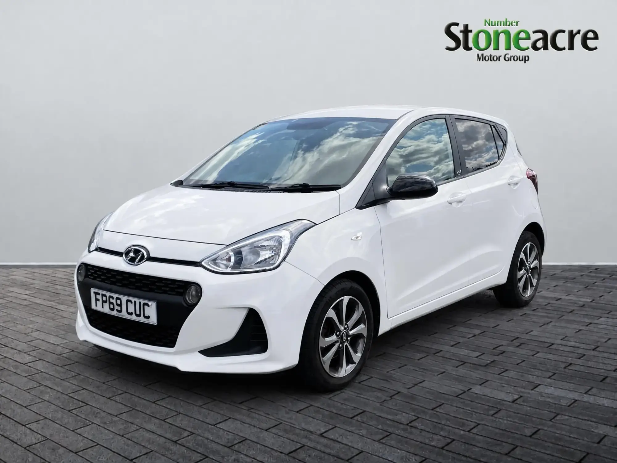 Hyundai i10 Image 3 Hyundai i10 Image 3