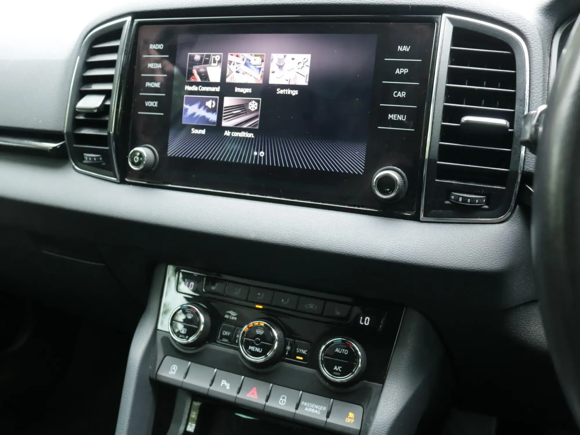 Skoda Karoq Image 22 Skoda Karoq Image 22