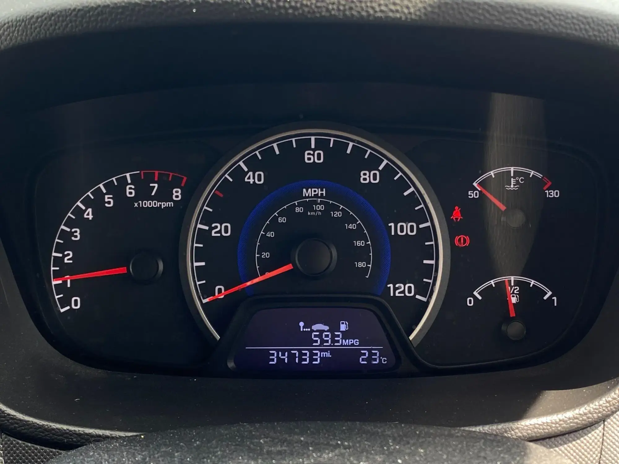 Hyundai i10 Image 33 Hyundai i10 Image 33