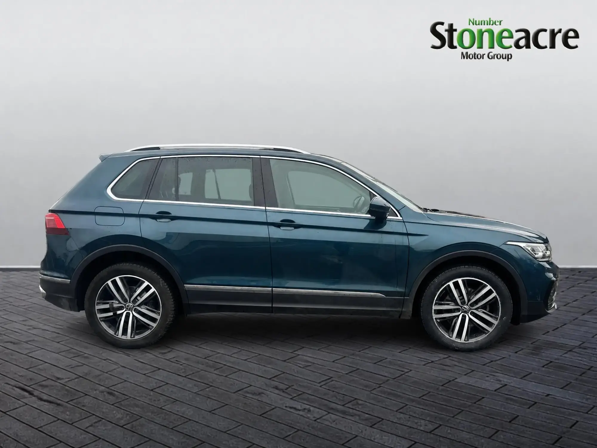 Volkswagen Tiguan Image 2
